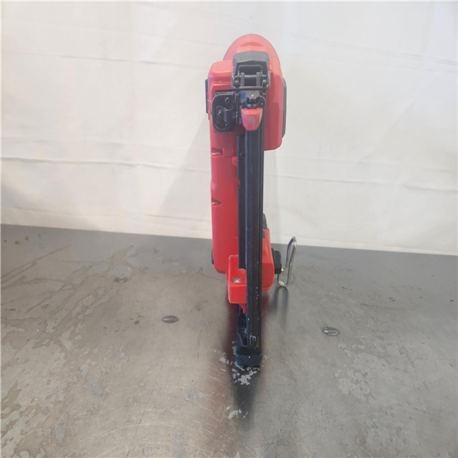 AS-IS- Milwaukee M18 FUEL 18 Gauge Brad Nailer