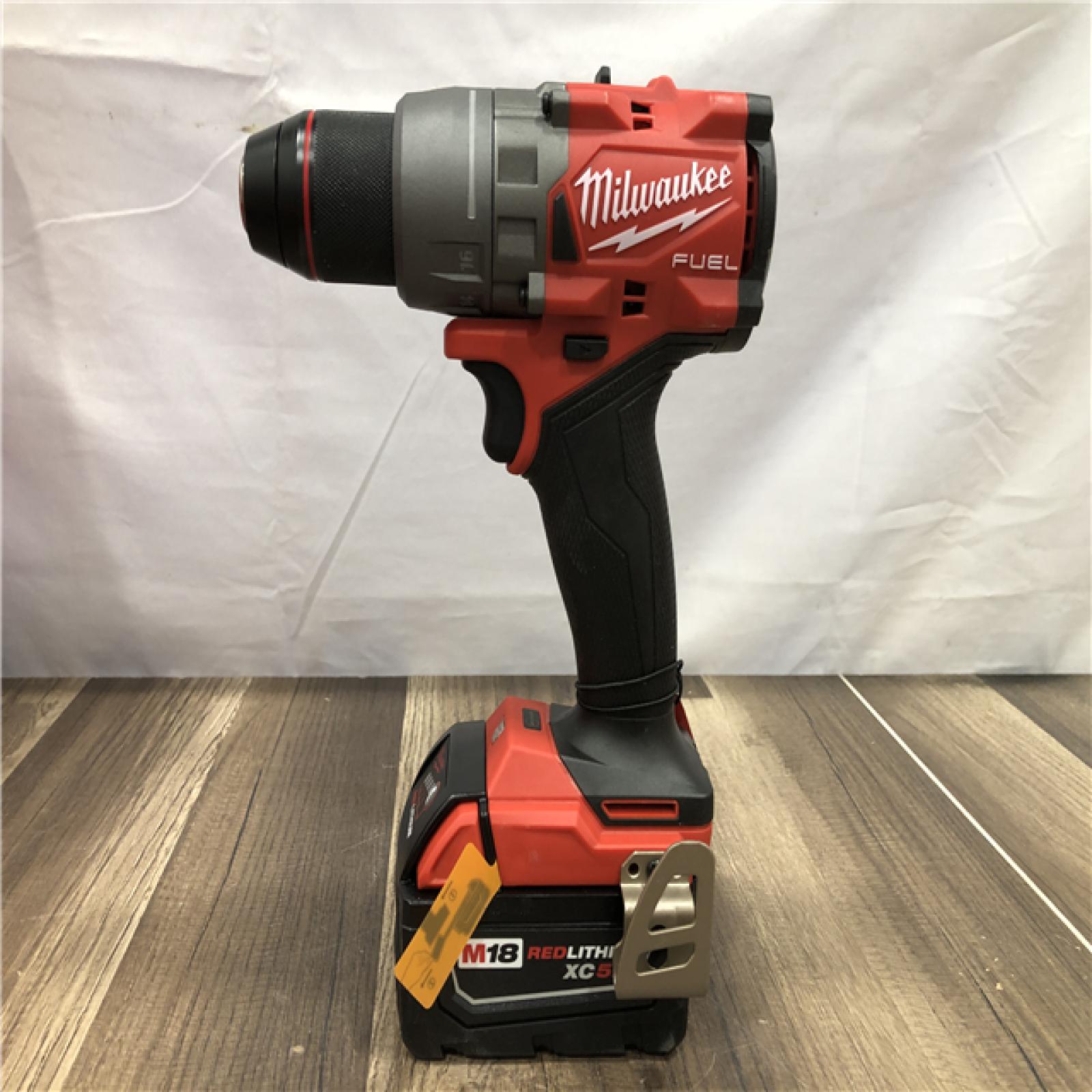 AS-IS Milwaukee FUEL 18V Lithium-Ion Brushless Cordless 1/2 in. Drill/Driver Kit