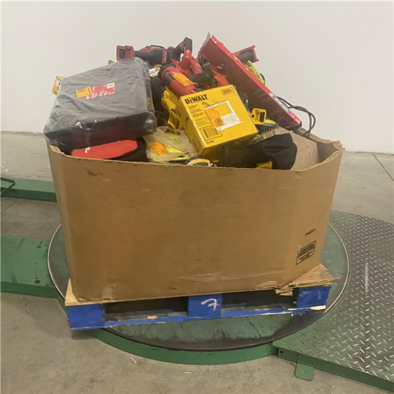 Dallas Location - As-Is Tool Pallet