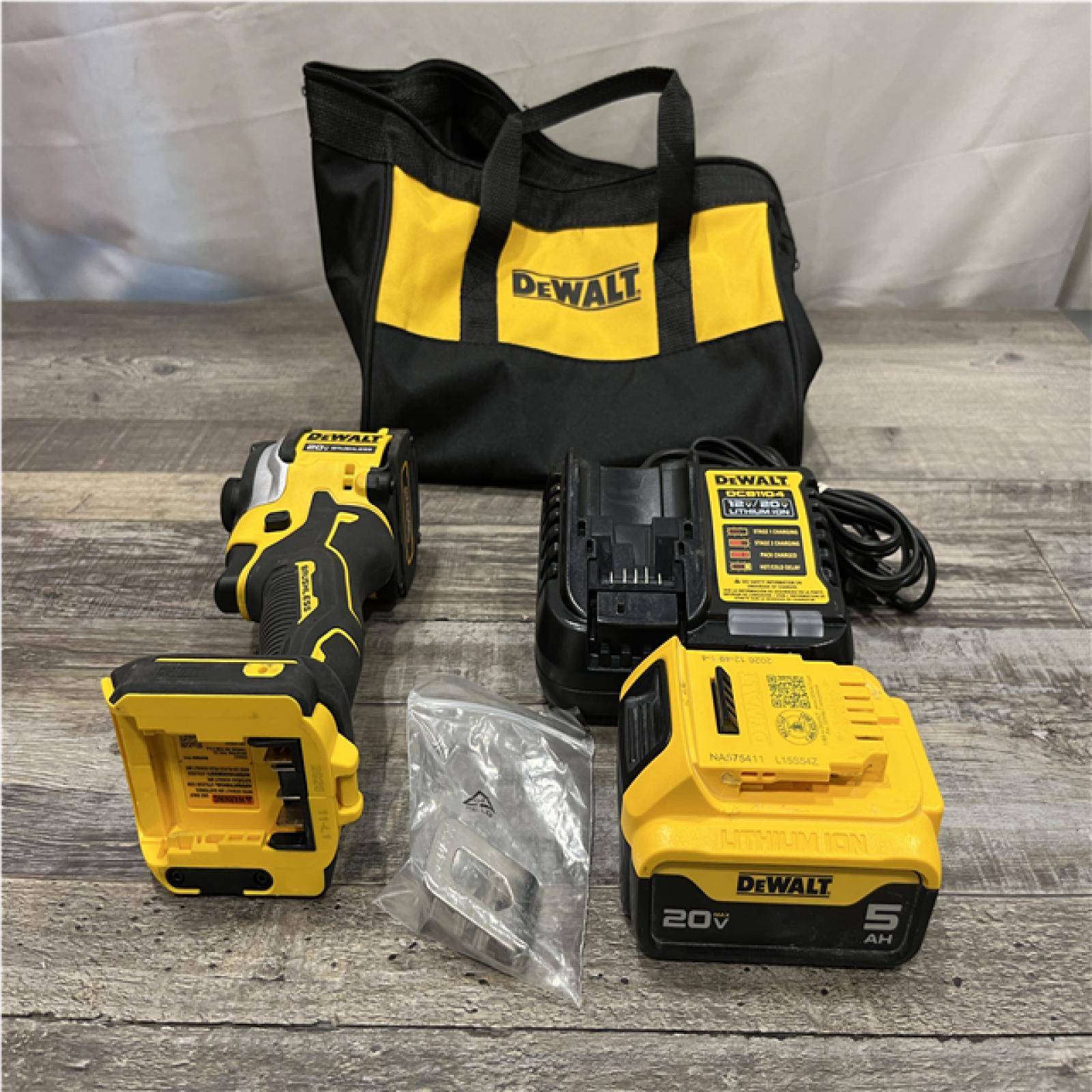 AS-IS DEWALT ATOMIC 20V MAX Lithium-Ion Cordless 1/4 in. Brushless Impact Driver Kit