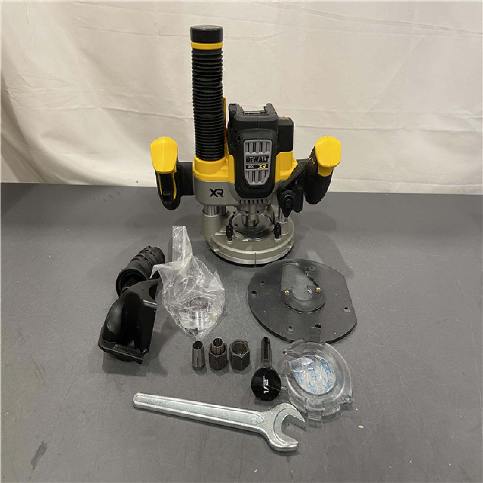 AS-IS - Dewalt 20V MAX XR 2-1/4 Peak HP Brushless Cordless Plunge Router (Tool Only)
