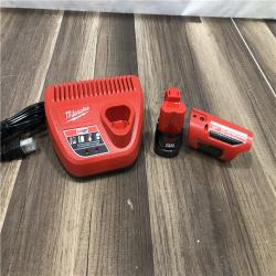 AS-IS Milwaukee Men's Small 12V Lithium-Ion Cordless AXIS Gray Heated Vest Kit