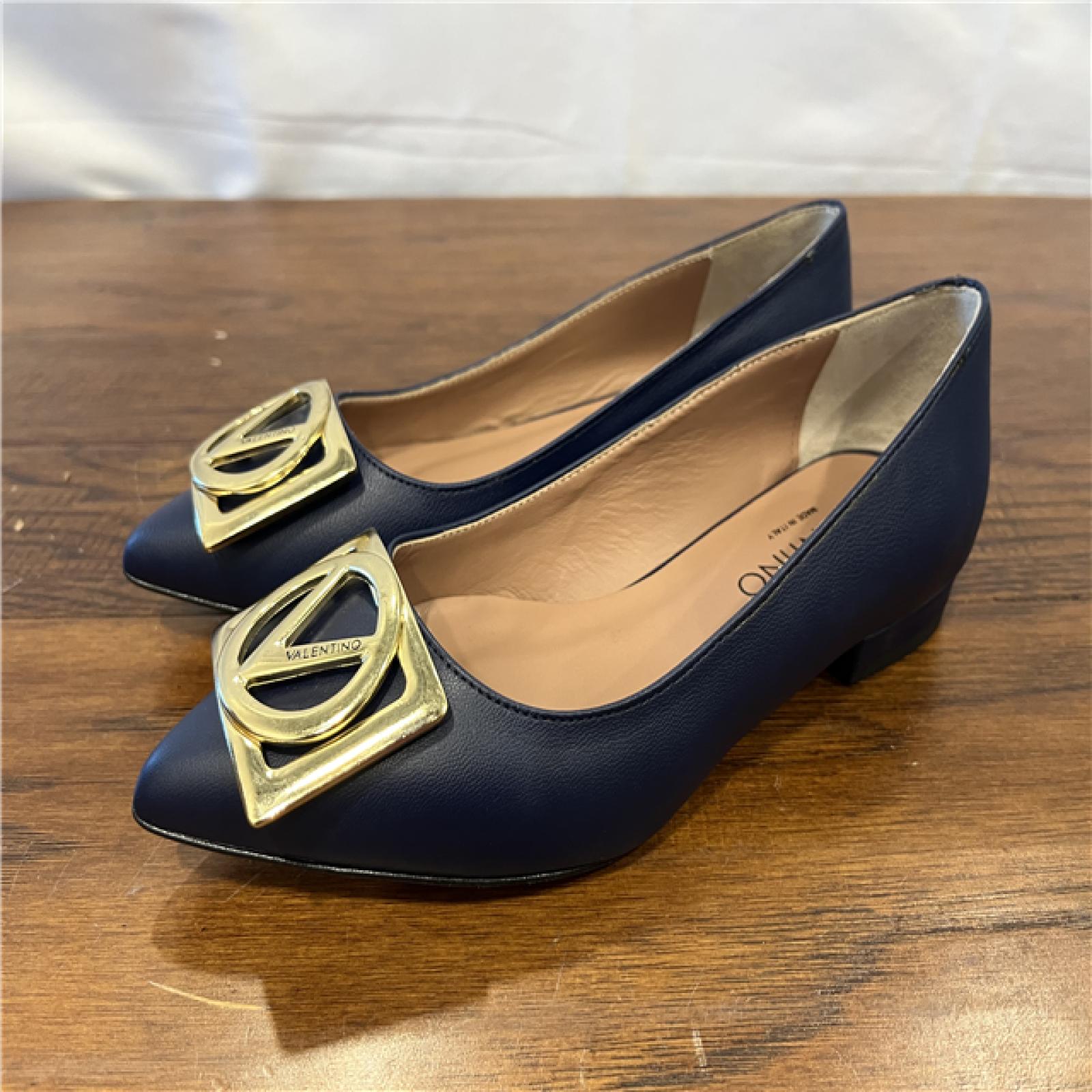 Valentino by Mario Valentino - Blue - SZ 6