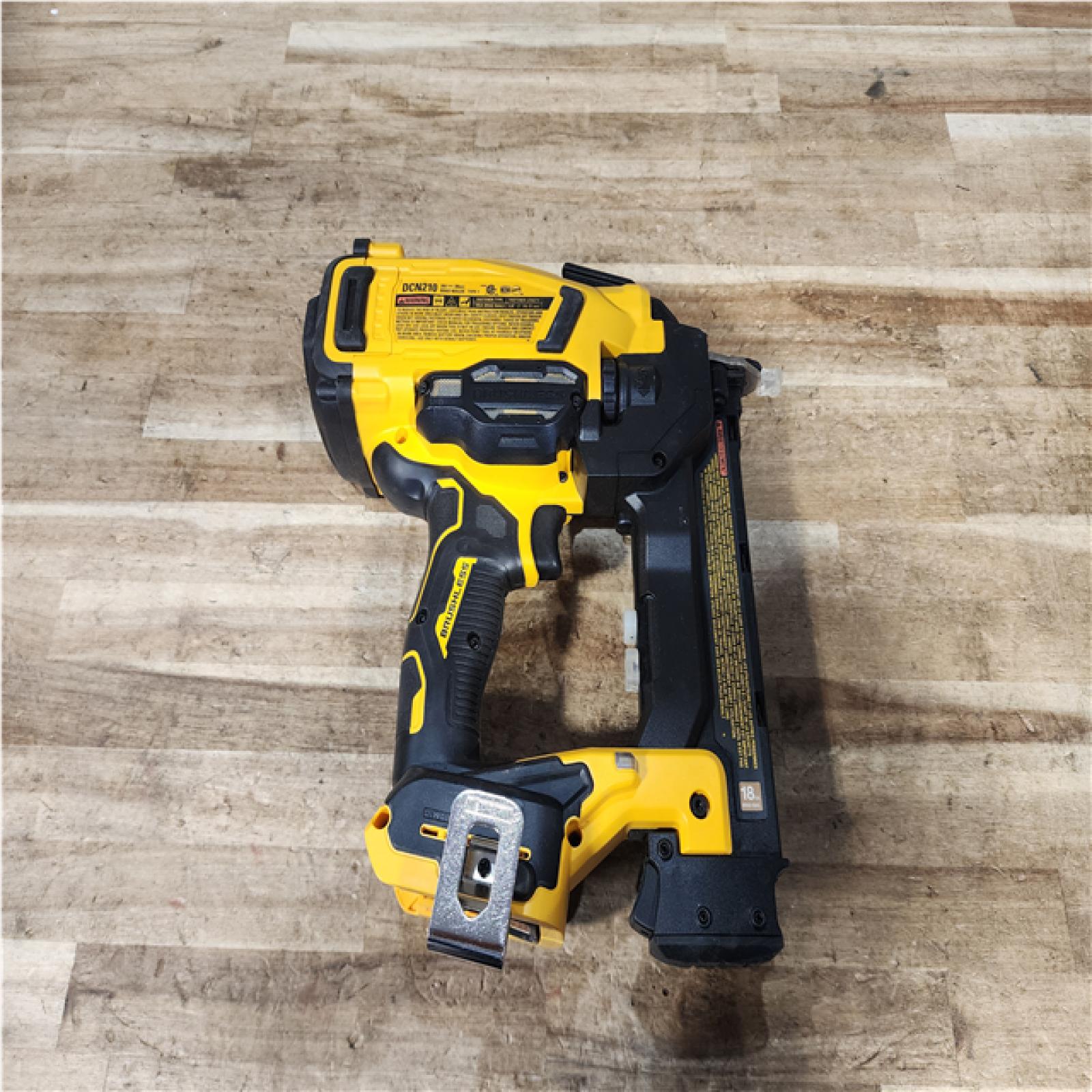Houston Location AS-IS DEWALT 20V MAX XR 18 Gauge Cordless Brad Nailer (Tool Only)