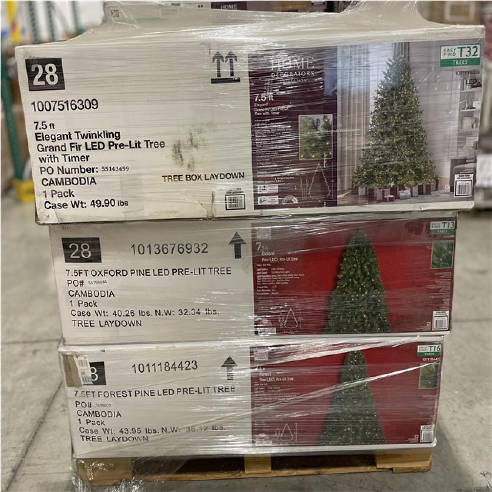 DALLAS LOCATION- AS-IS ASSORTED CHRISTMAS TREES PALLET