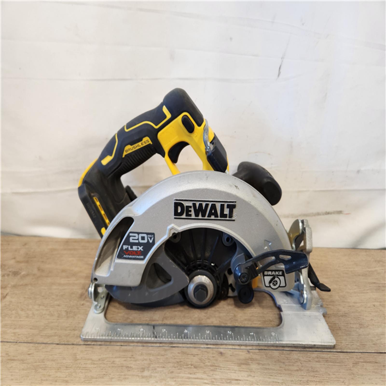 AS-IS- 20-Volt MAX 7-1/4 in. Cordless Circular Saw (Tool Only)
