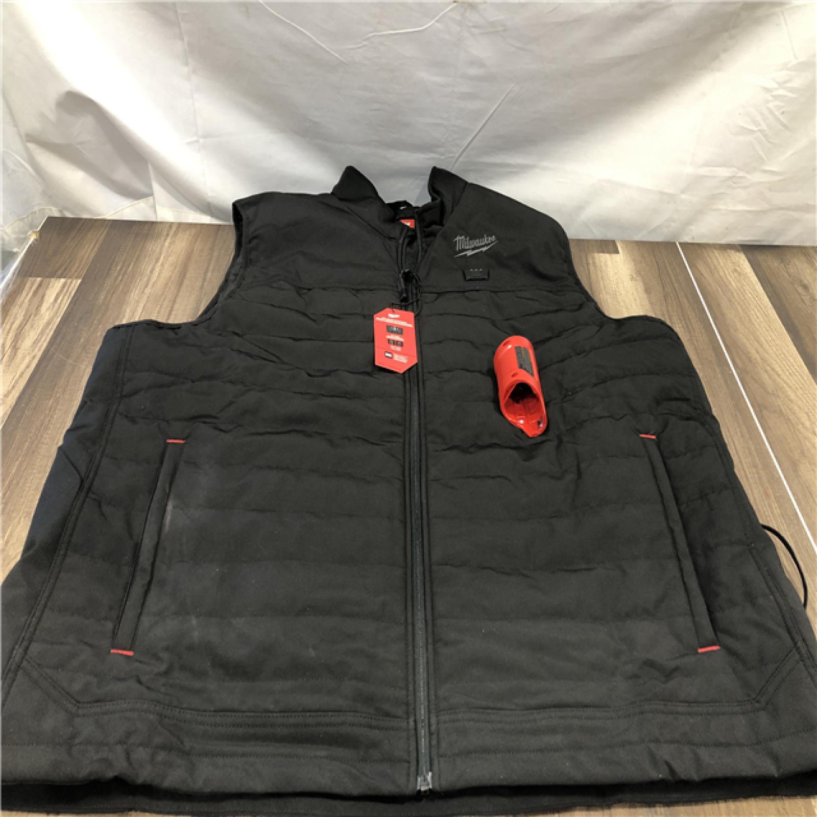 AS-IS Milwaukee Men's 3X-Large 12V Lithium-Ion Cordless AXIS Black Heated Vest (Vest Only)