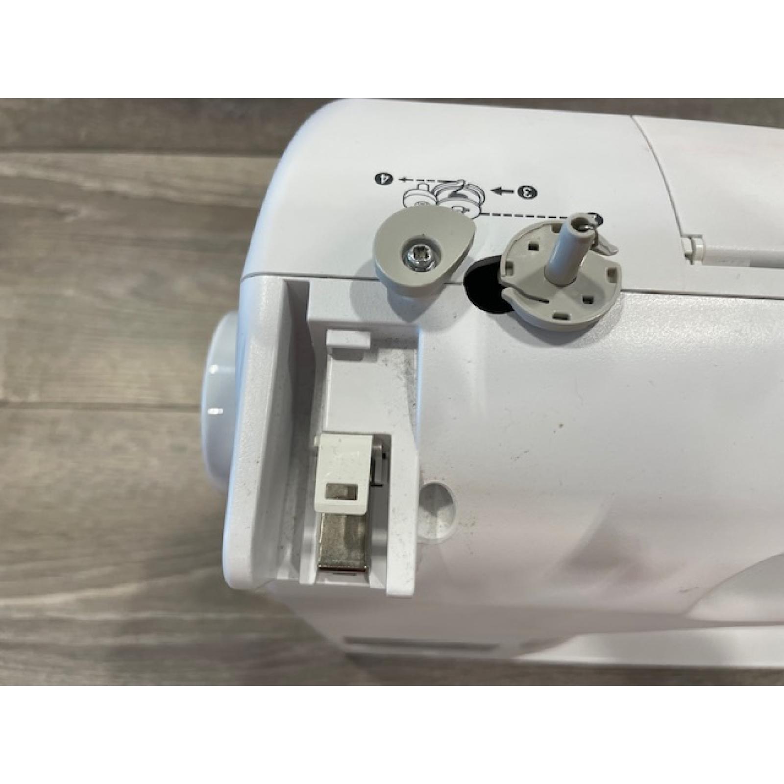 AS-IS Brother SQ9285 Computerized Sewing and Quilting Machine with Wide Table  150 stitches