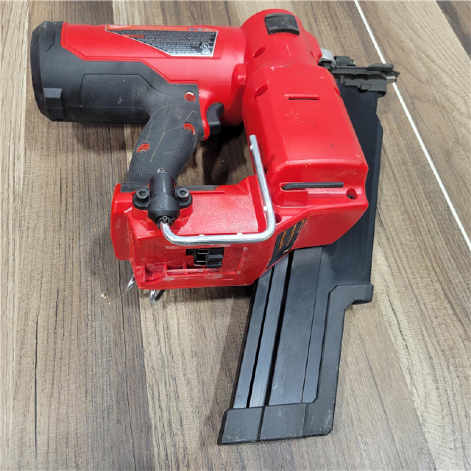 AS-IS Milwaukee 2744-20 M18 FUEL 21-Degree Cordless Framing Nailer (Tool Only)