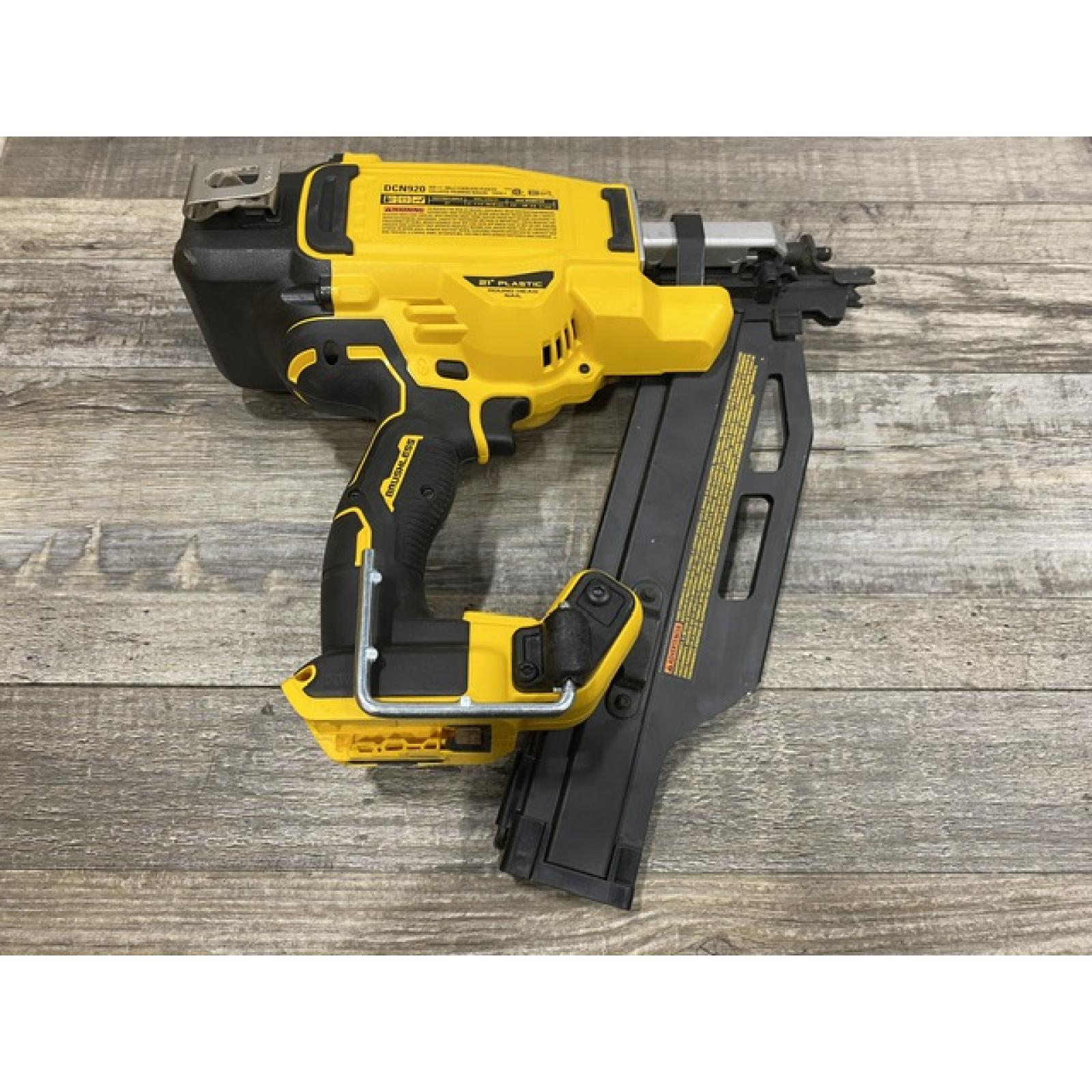 AS-IS DEWALT 20-Volt 21° Cordless Framing Nailer (Tool-Only)
