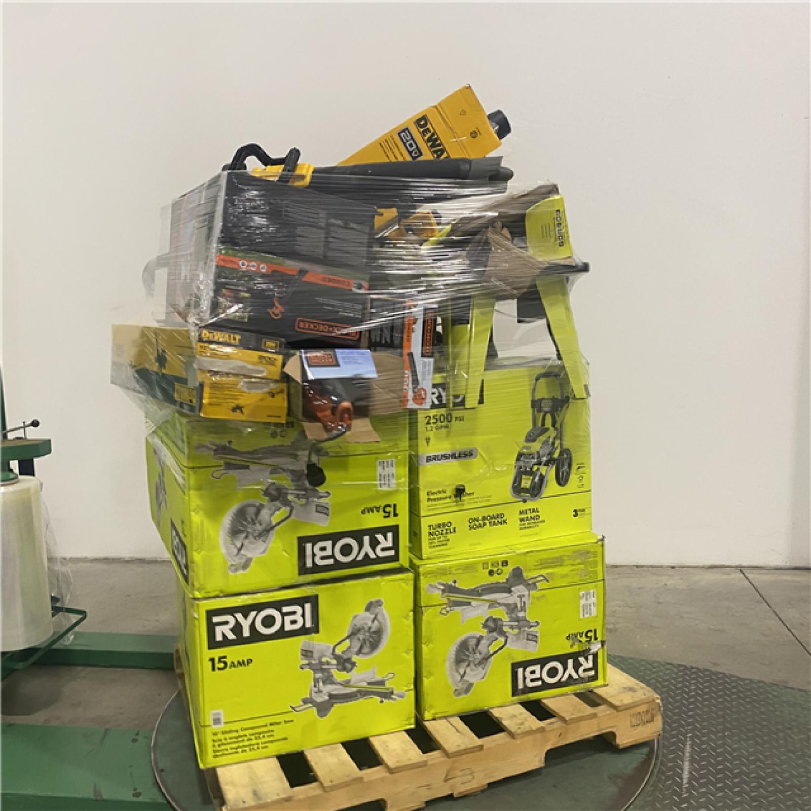 Dallas Location - As-Is Tool Pallet