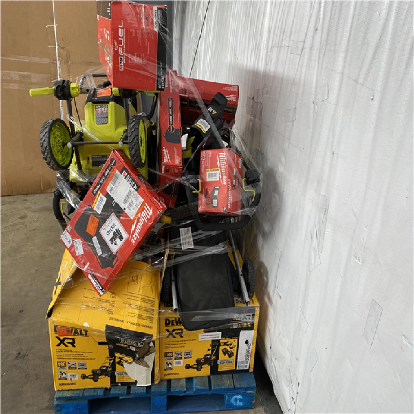 Houston Location AS IS - Tool Pallet