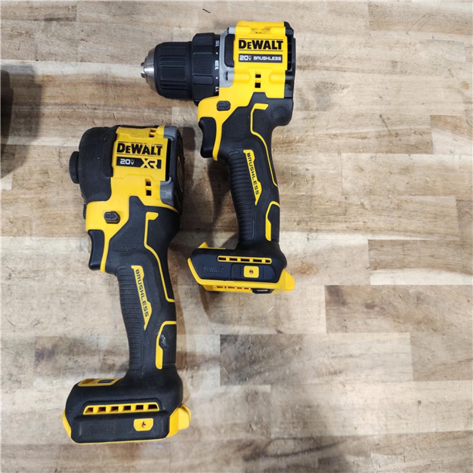 HOUSTON LOCATION - AS-IS DEWALT 2 TOOL COMBO KIT W/ (2) BATTERY & CHARGER