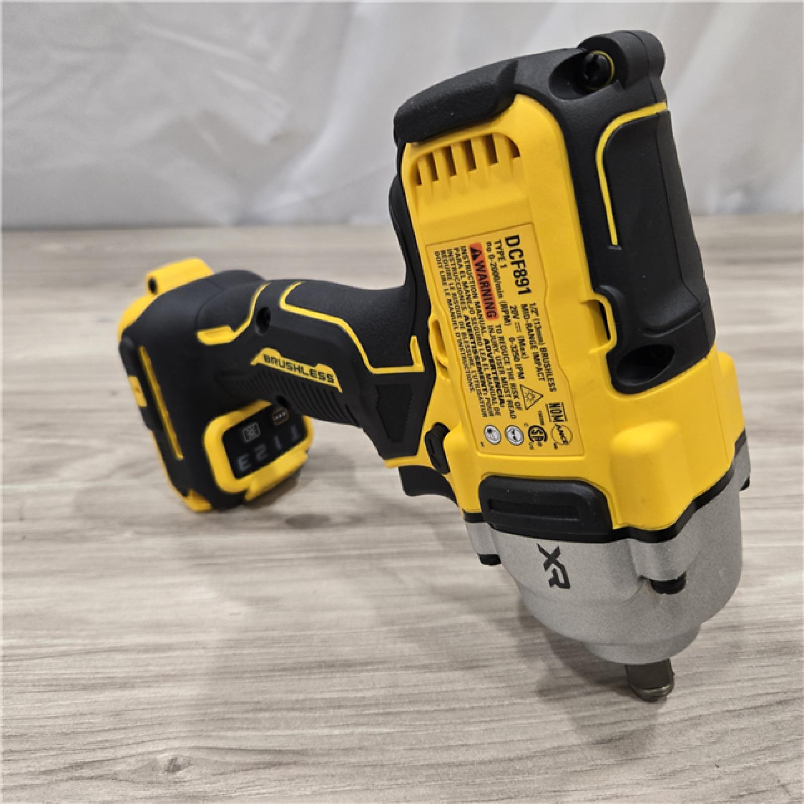 AS-IS DeWalt 20V MAX 1/2 in. Cordless Mid-Range Impact Wrench Tool Only