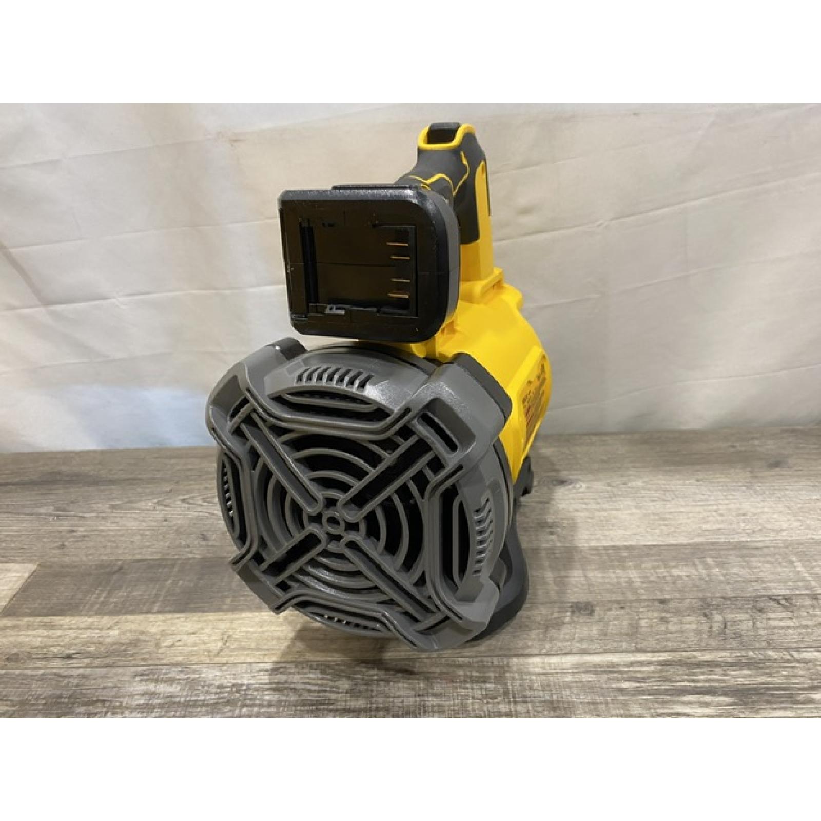 AS-IS DEWALT 20V MAX* XR Brushless Cordless Handheld Blower Kit