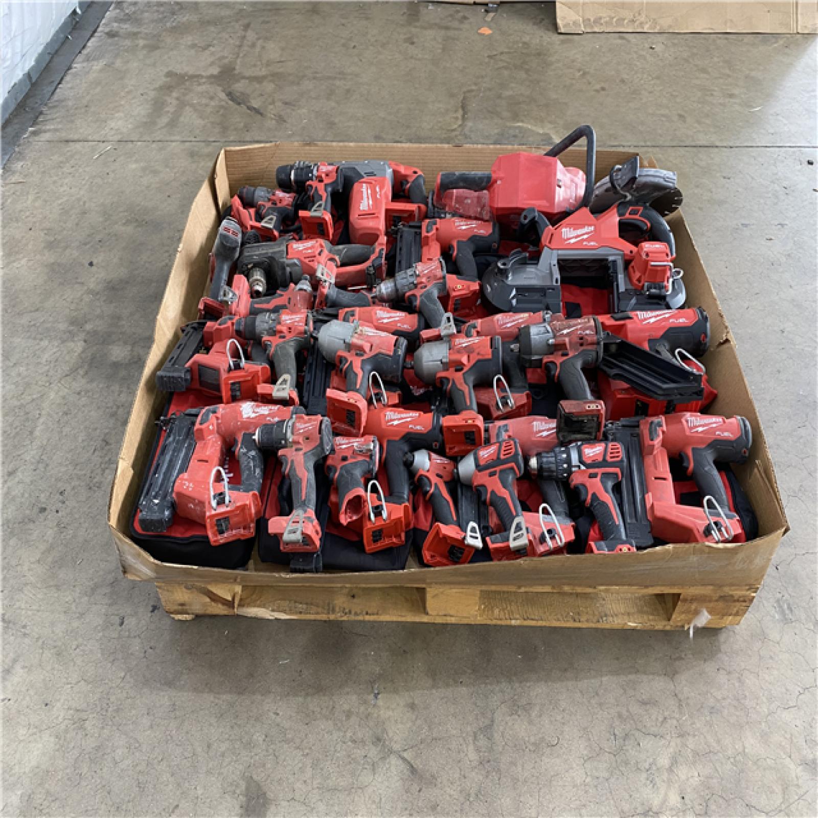 Houston Location AS IS - Tool Pallet