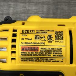 LIKE NEW - DEWALT 20V MAX Cordless Drill/Impact 2 Tool Combo Kit