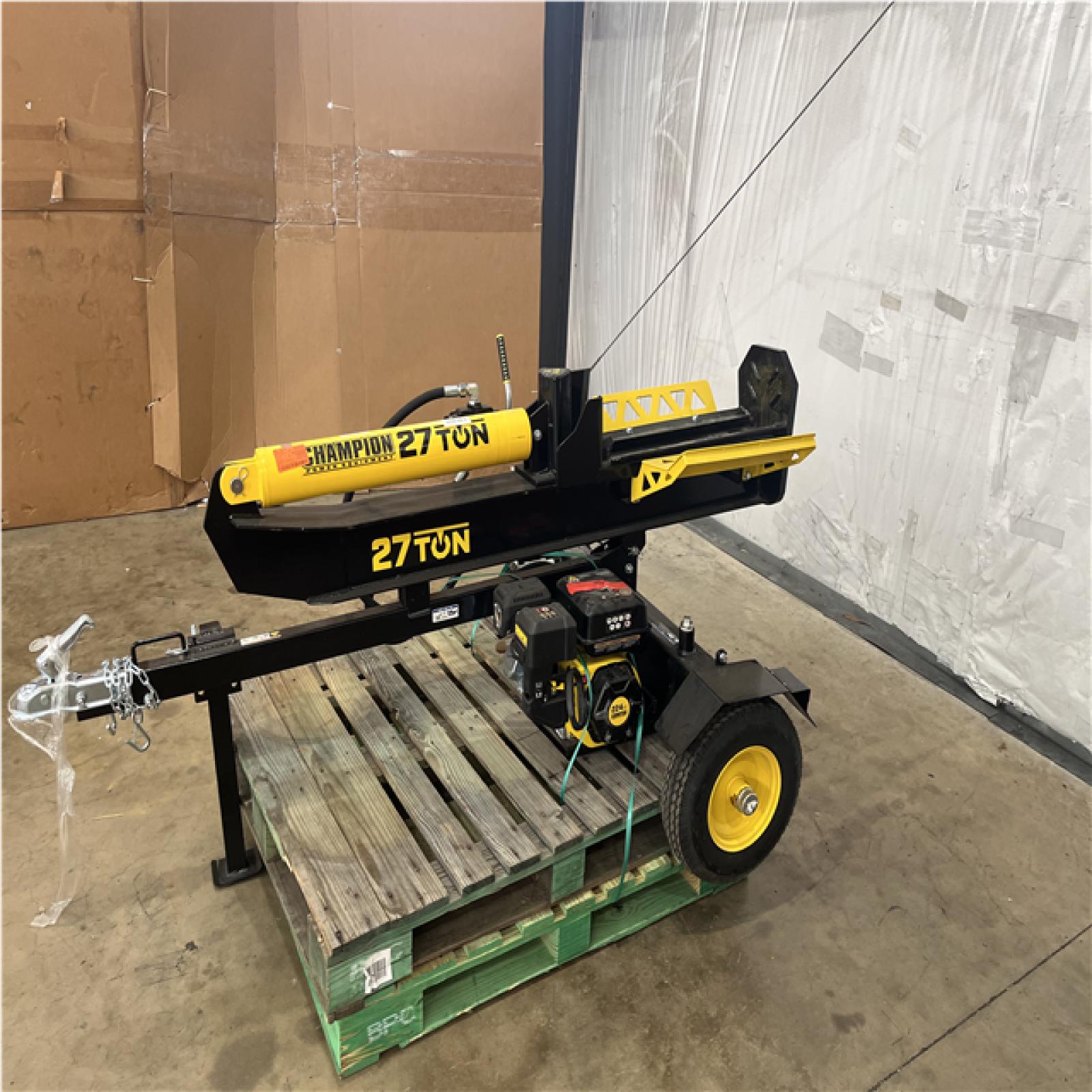 Houston Location - AS-IS Outdoor Power Equipment CHAMPION 27 TON LOG SPLITTER