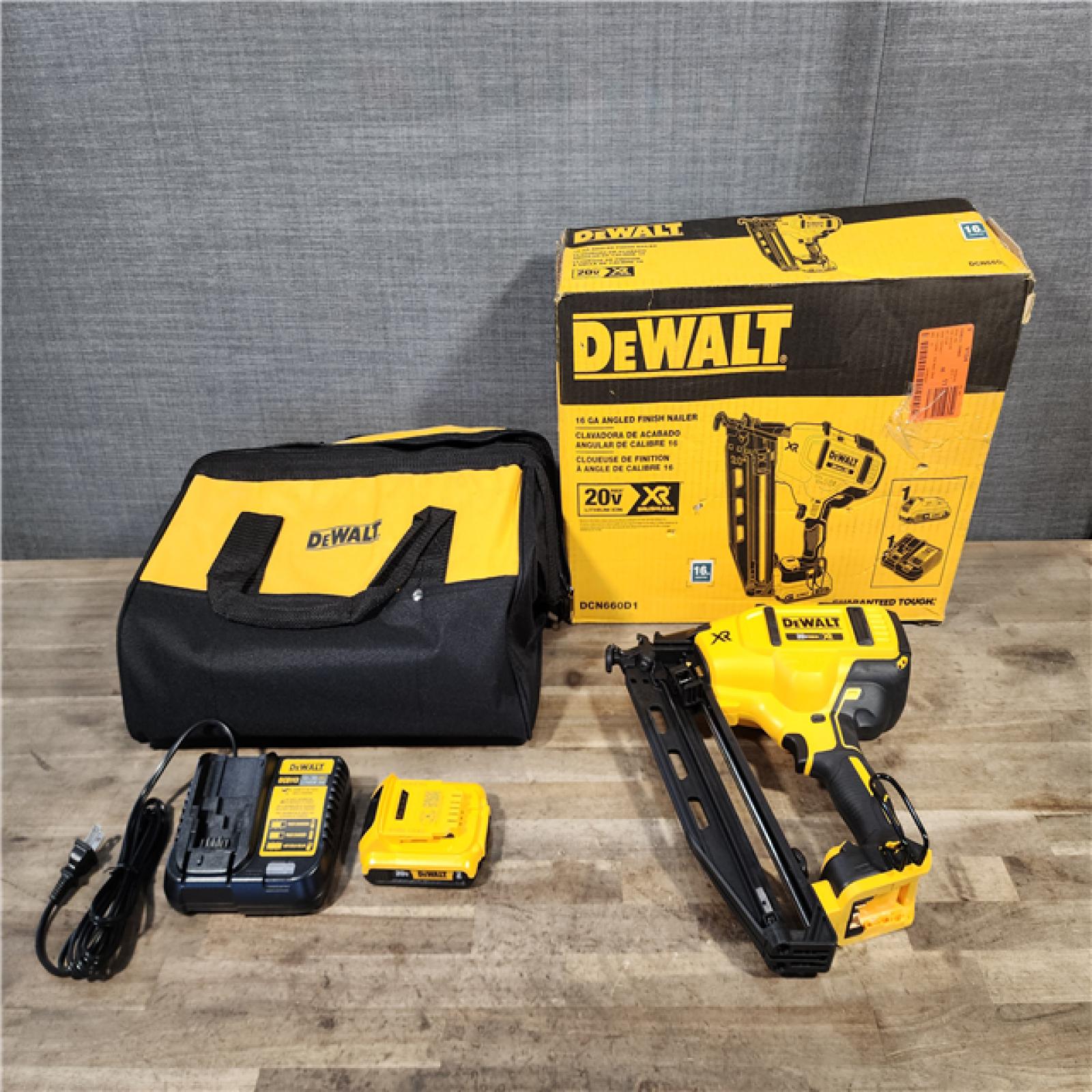 HOUSTON LOCATION - AS-IS DeWalt 20V 16 Gauge Cordless Angled Finish Nailer Kit W/ 2Ah Battery