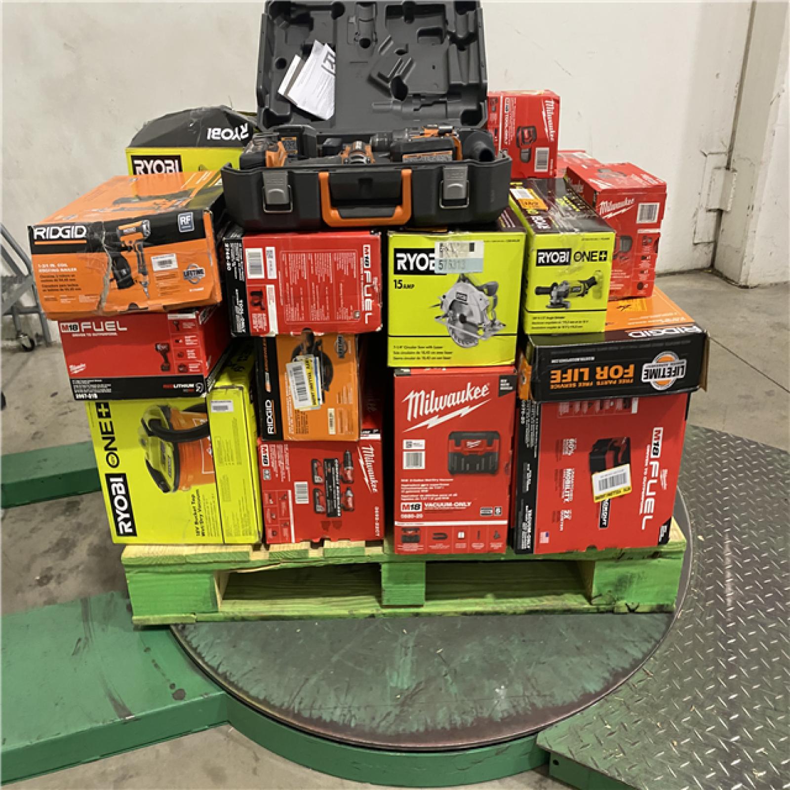 DALLAS LOCATION -AS-IS TOOL PALLET