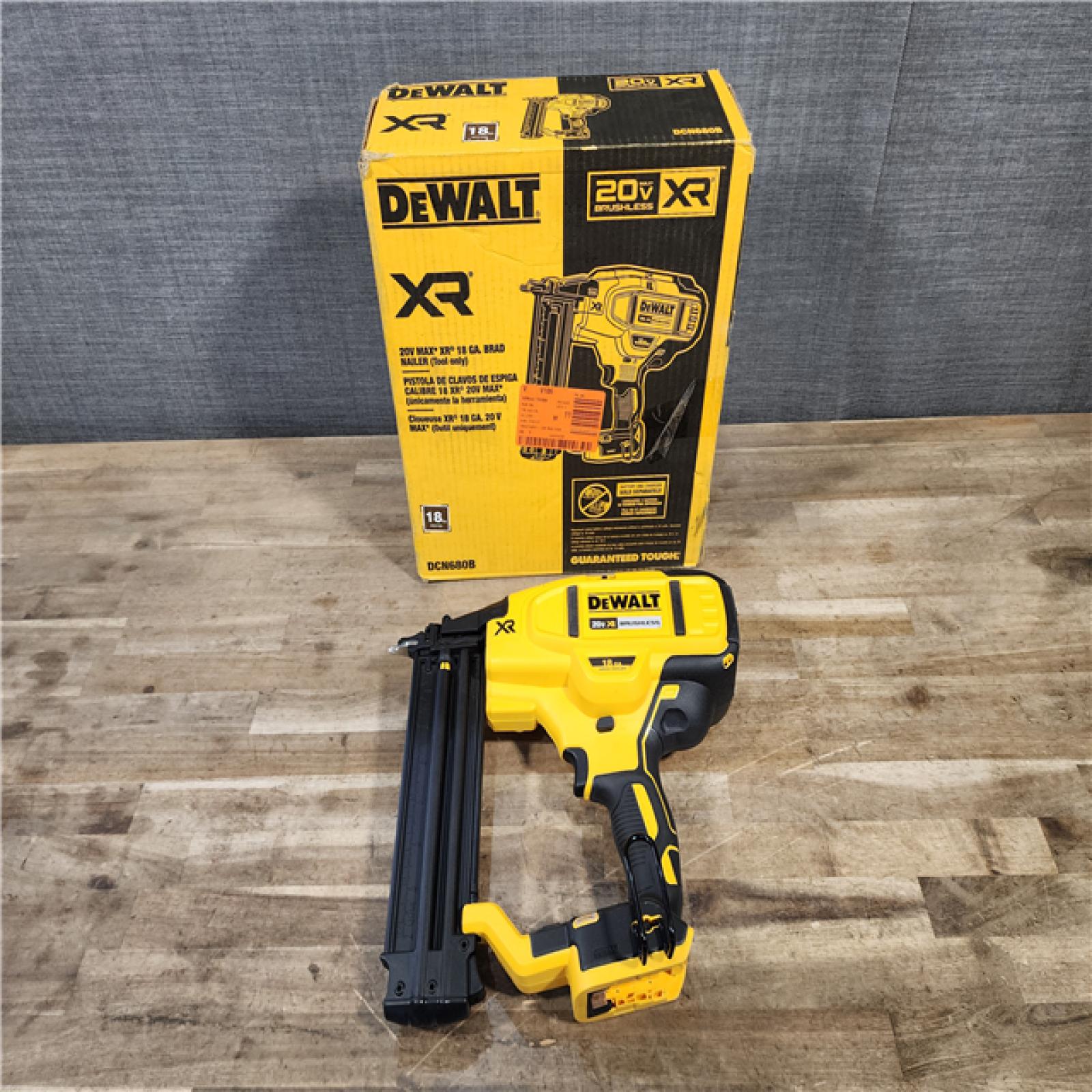 HOUSTON LOCATION - AS-IS DeWalt 20V MAX XR Lithium-Ion Cordless 18-Gauge Brad Nailer (Tool Only)