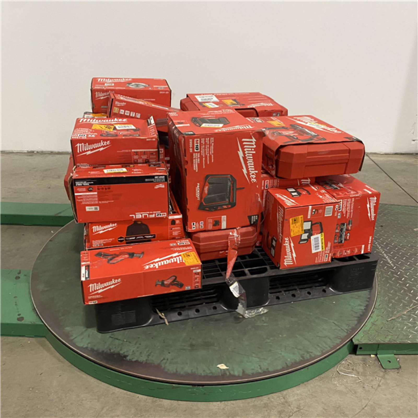 Dallas Location - As-Is MILWAUKEE Tool Pallet