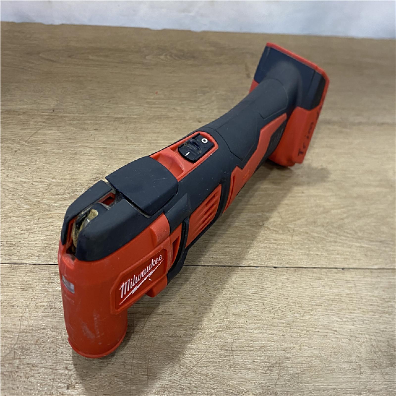 AS-IS Milwaukee 18V Lithium-Ion Cordless Oscillating Multi-Tool (Tool-Only)