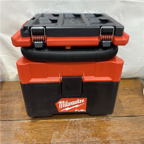 AS-IS MILWAUKEE M18 FUEL PACKOUT 18-Volt Lithium-Ion Cordless 2.5 Gal. Wet/Dry Vacuum (Vacuum-Only)
