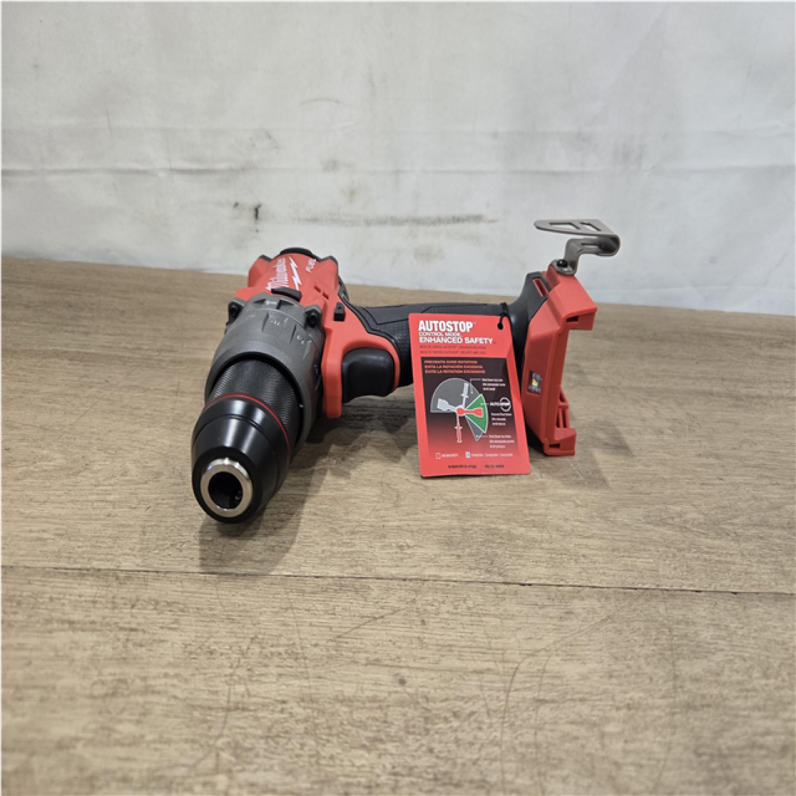 AS-IS Milwaukee FUEL 18V Lithium-Ion Brushless Cordless 1/2 in. Hammer Drill Driver Kit