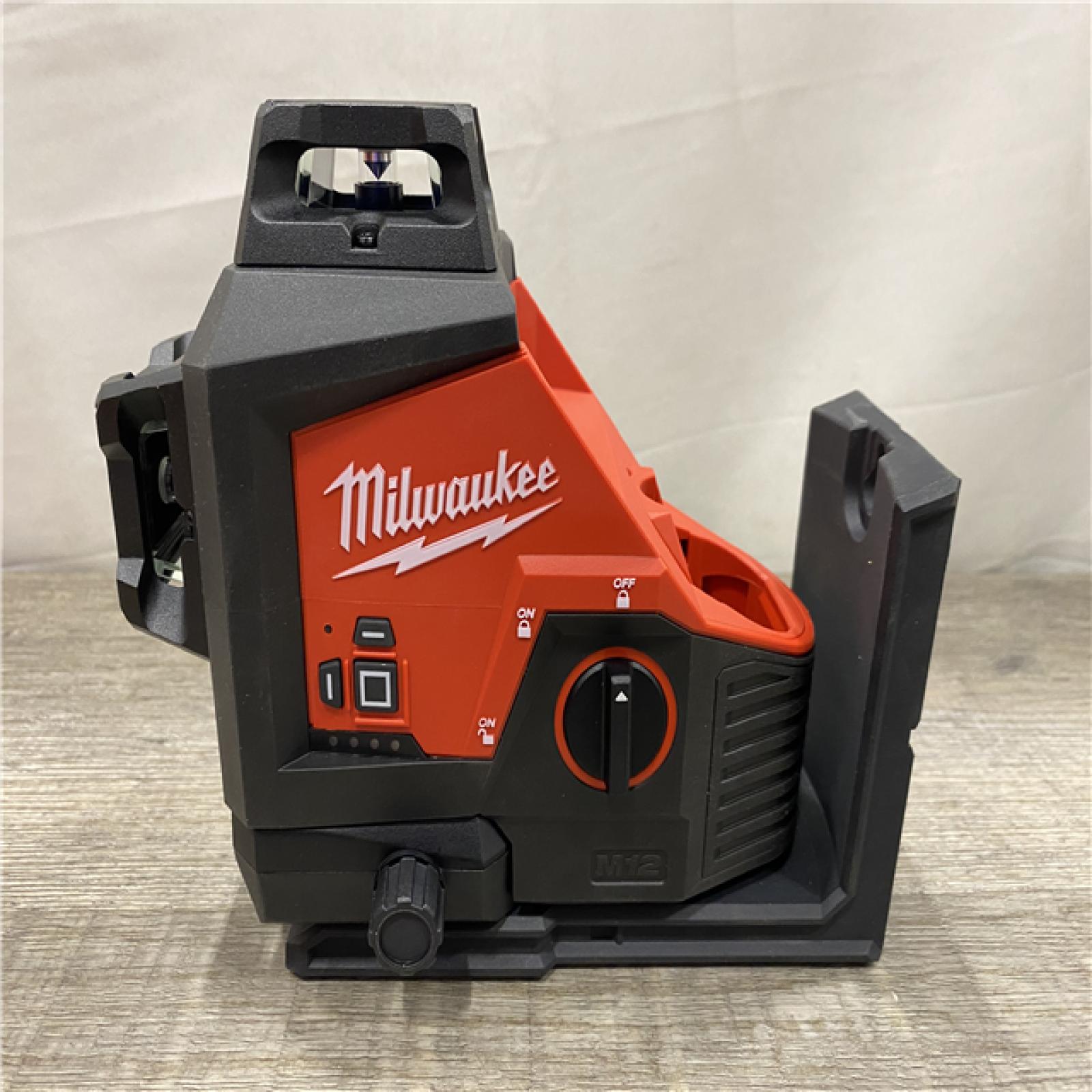 AS-IS Milwaukee 12-Volt Lithium-Ion Cordless Green 250 ft. 3-Plane Laser Level Kit