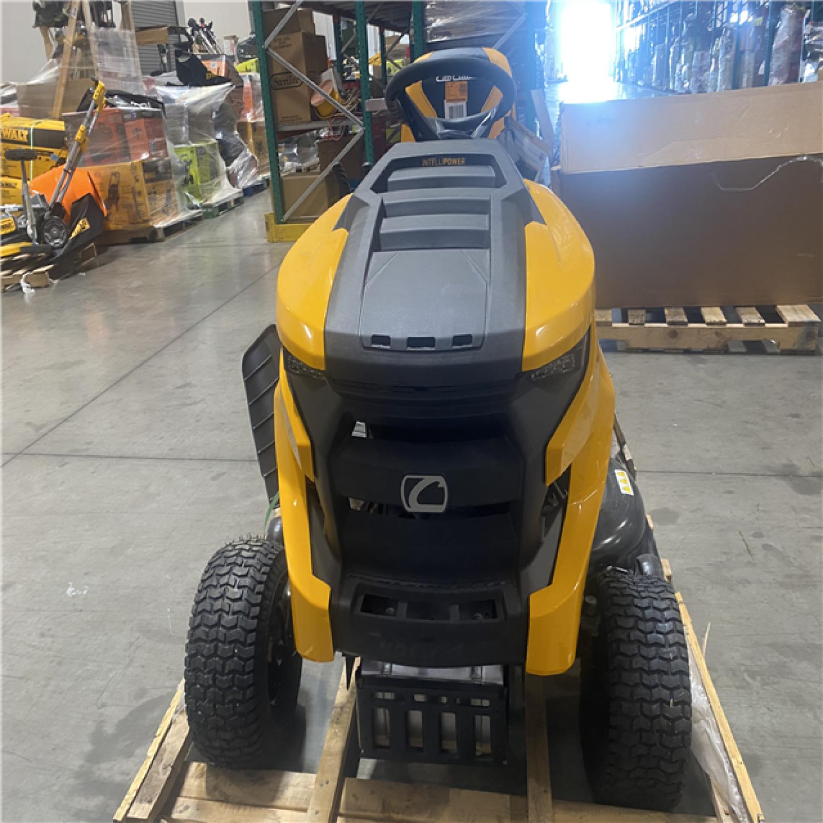 Dallas Location - As-Is Cub Cadet XT1 Enduro LT 42 in.Gas Riding Lawn Tractor