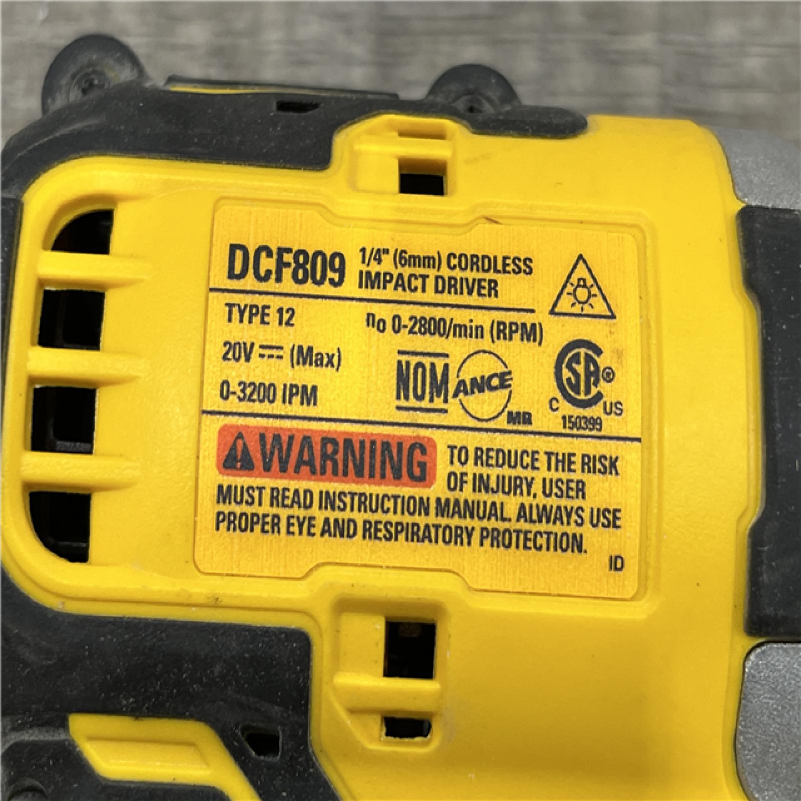 AS-IS DEWALT Atomic 20V Max Lithium-Ion Brushless Cordless Compact 1/4 in. Impact Driver Kit