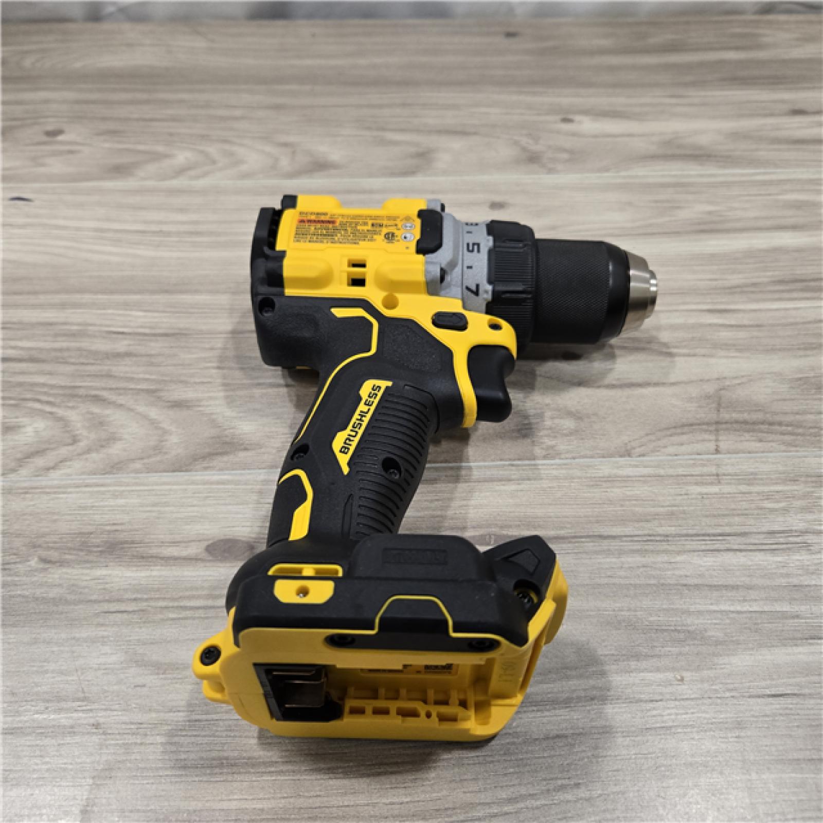 AS-IS DEWALT 20V MAX XR Cordless Drill/Driver Kit