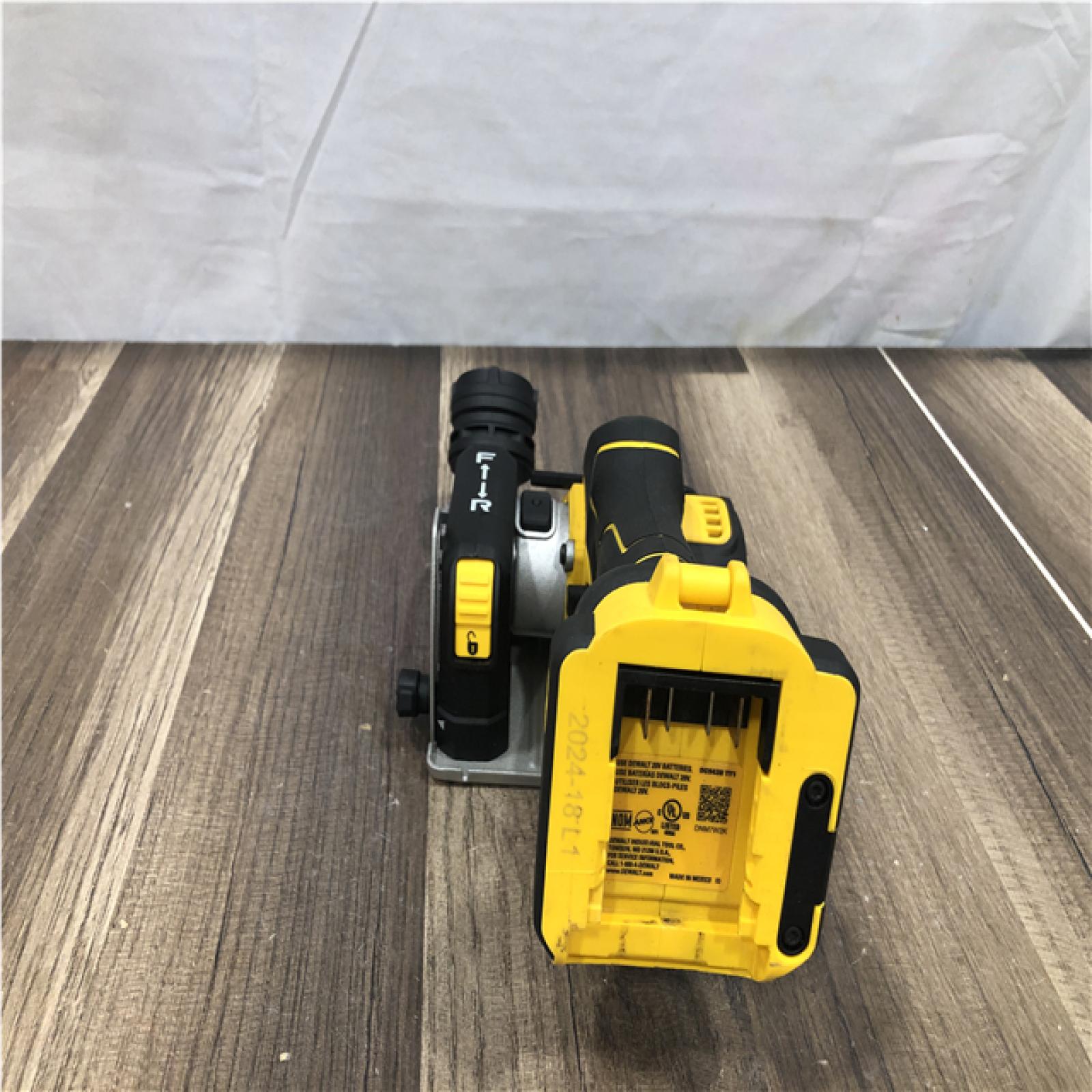 AS-IS DEWALT 20V XR Cordless 3 in. Cut-Off Tool (Tool Only)