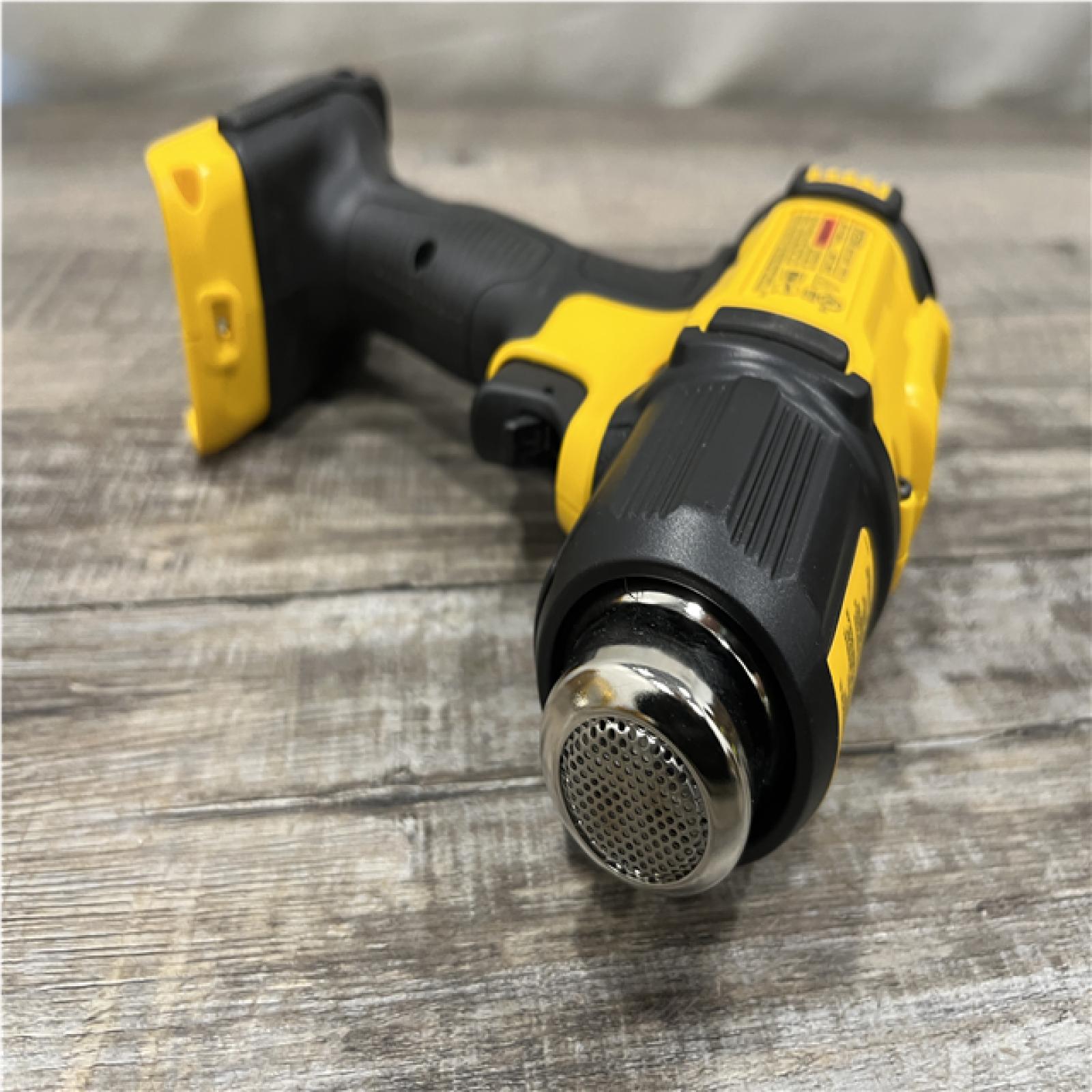 AS-IS DEWALT 20V MAX Cordless Compact Heat Gun with Flat and Hook Nozzle Attachments