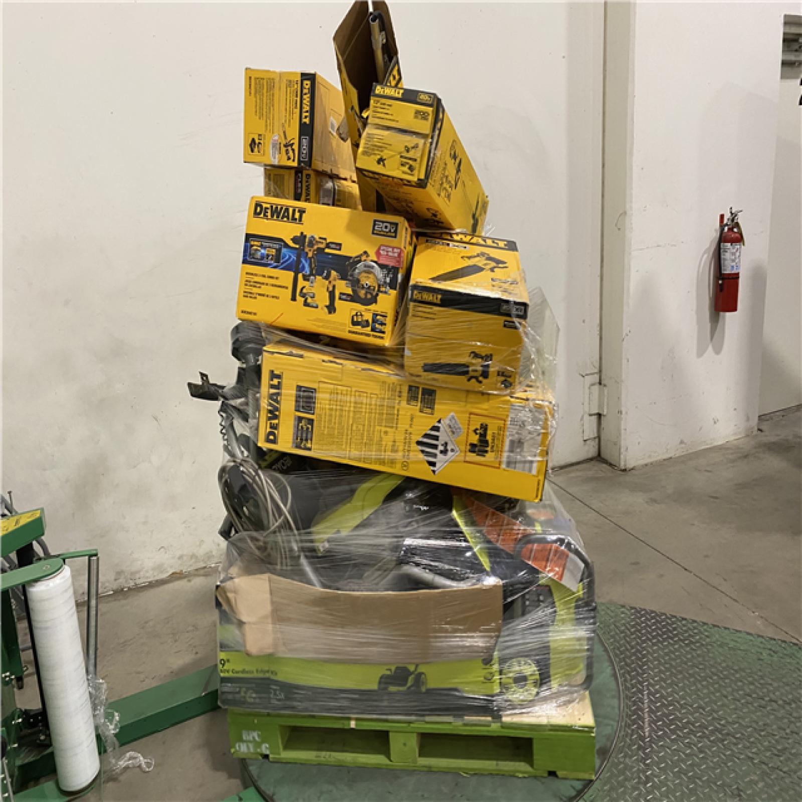 Dallas Location - As-Is Tool Pallet