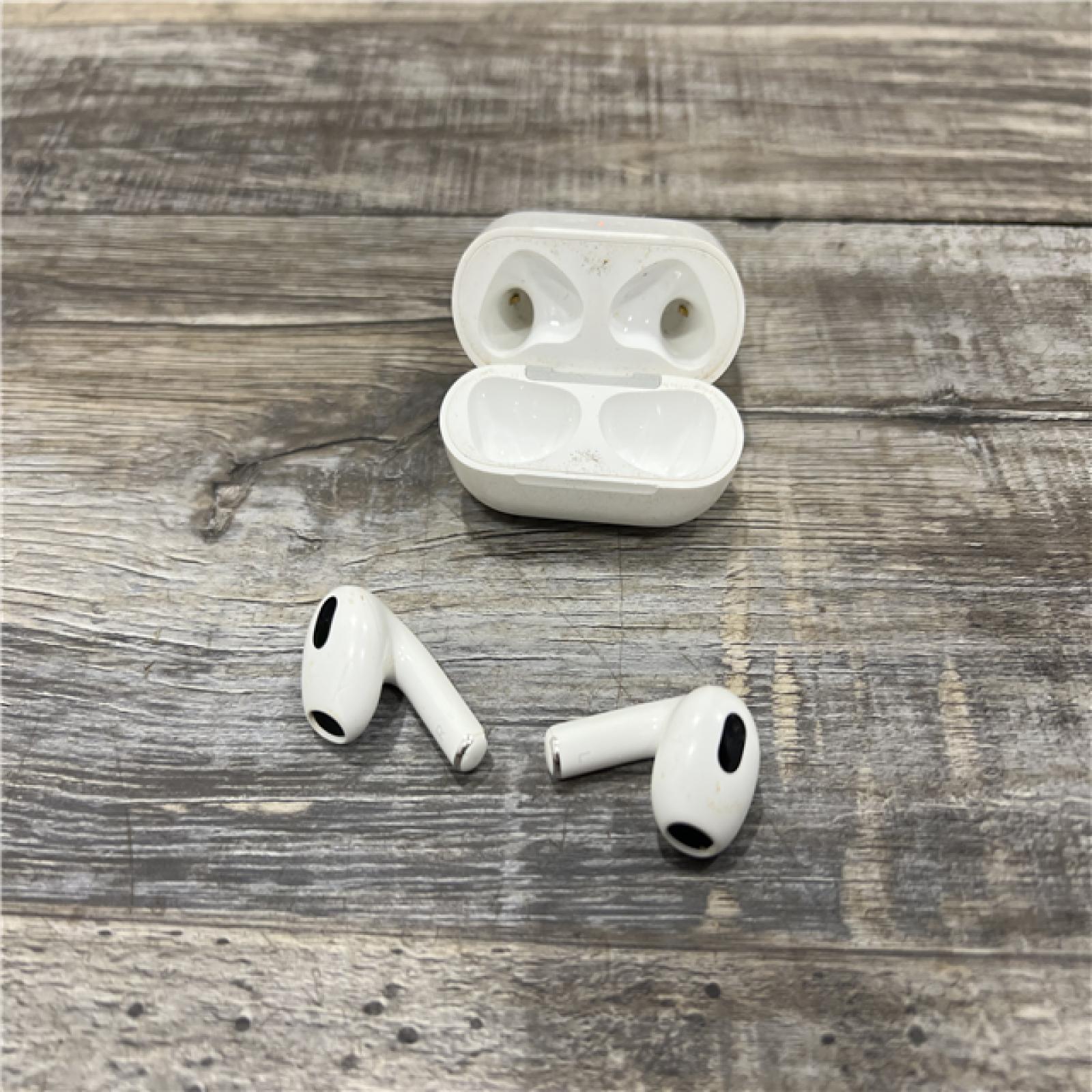 AS-IS AirPods (3rd Generation) with Lightning Charging Case