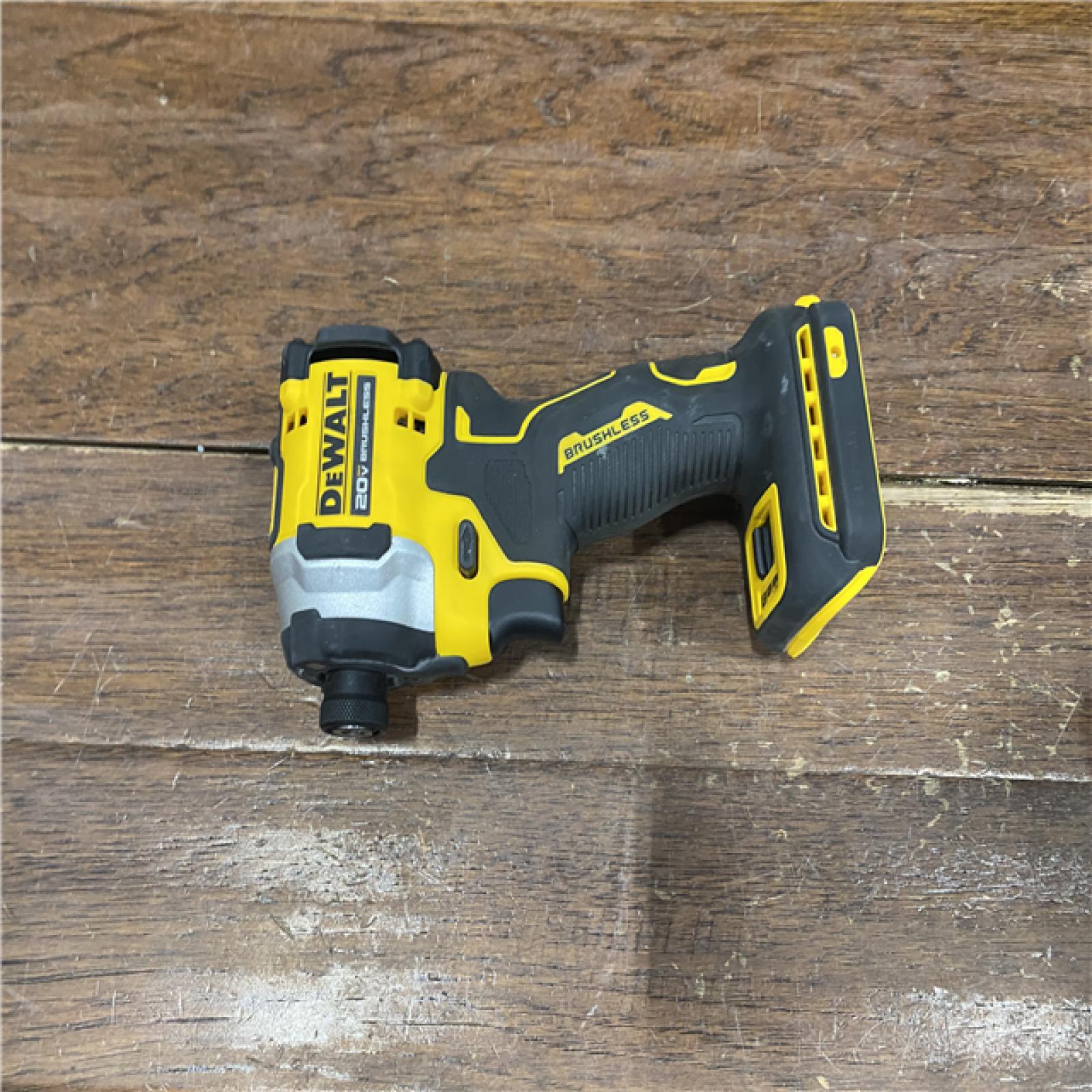 AS-IS DEWALT ATOMIC 20V MAX Lithium-Ion Cordless 1/4 in. Brushless Impact Driver Kit, 5 Ah Battery, Charger, and Bag