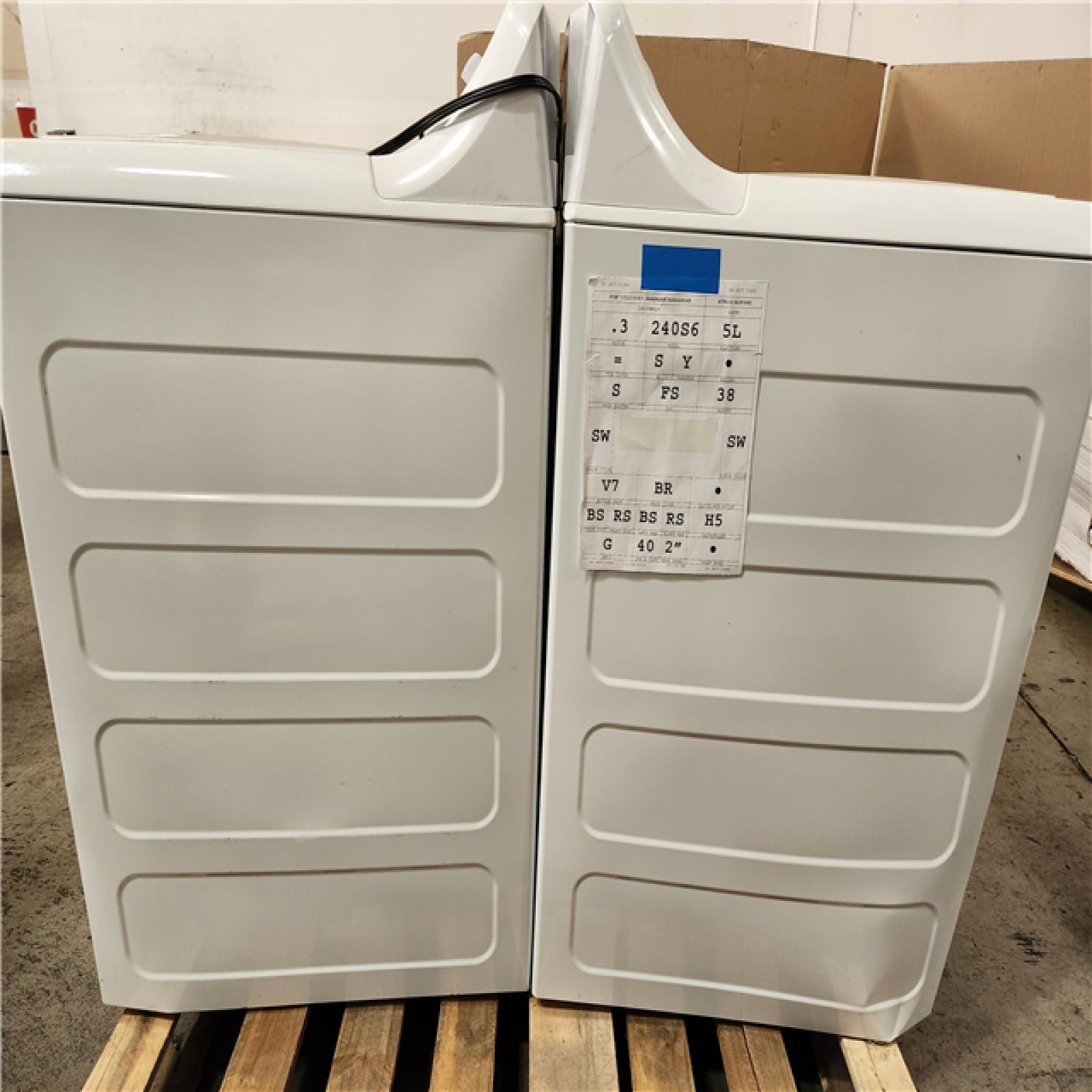 Phoenix Location 2 Hot Point 4.0 cu. ft. Top Load Washer in White with Stainless Steel Basket and Water Level Control