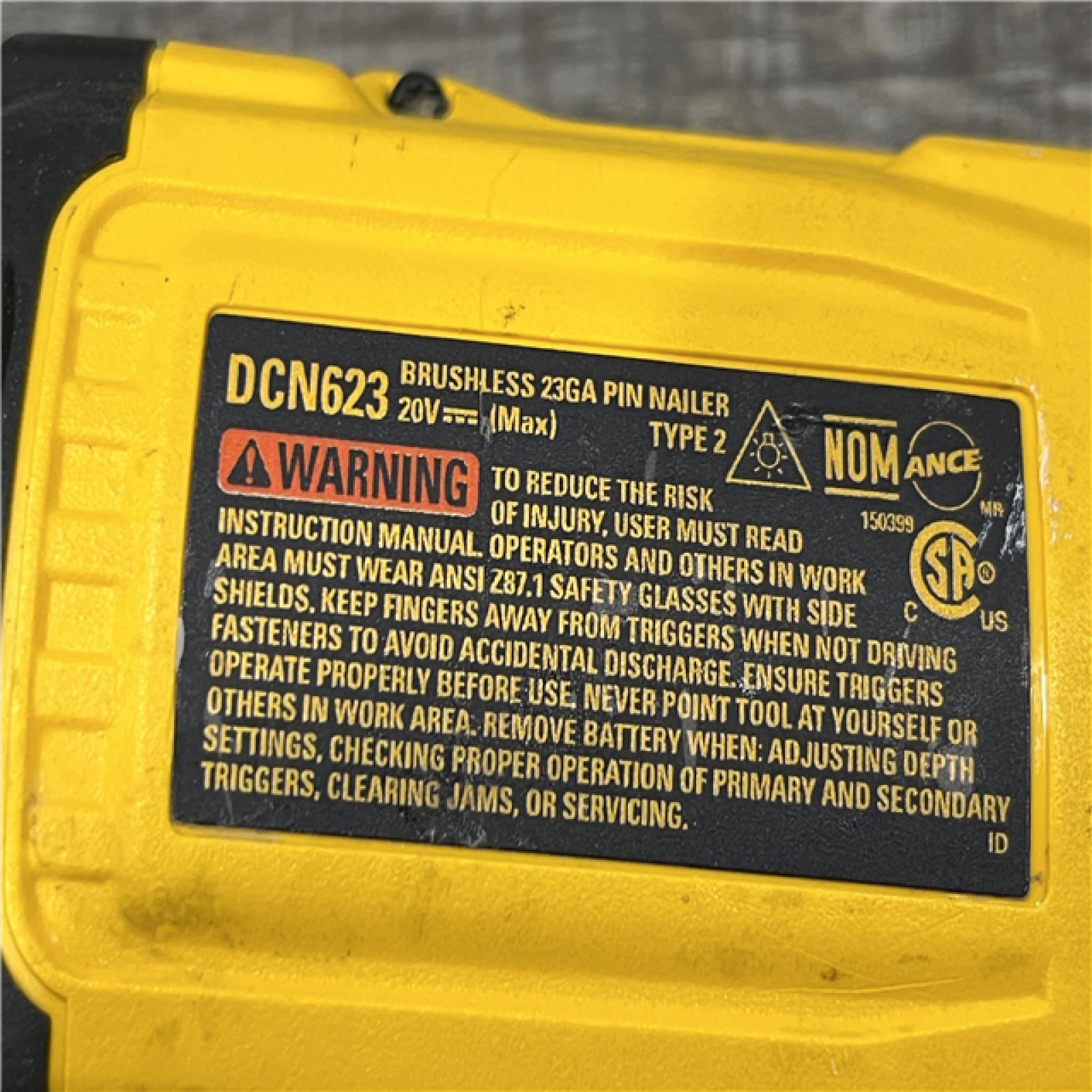AS-IS DEWALT ATOMIC 20V MAX Lithium Ion Cordless 23 Gauge Pin Nailer Kit