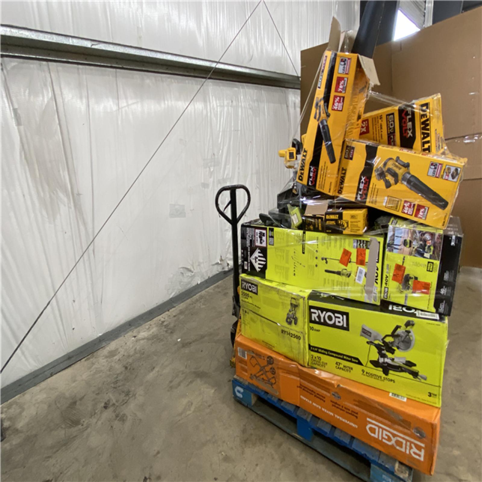 Houston Location AS IS - Tool Pallet