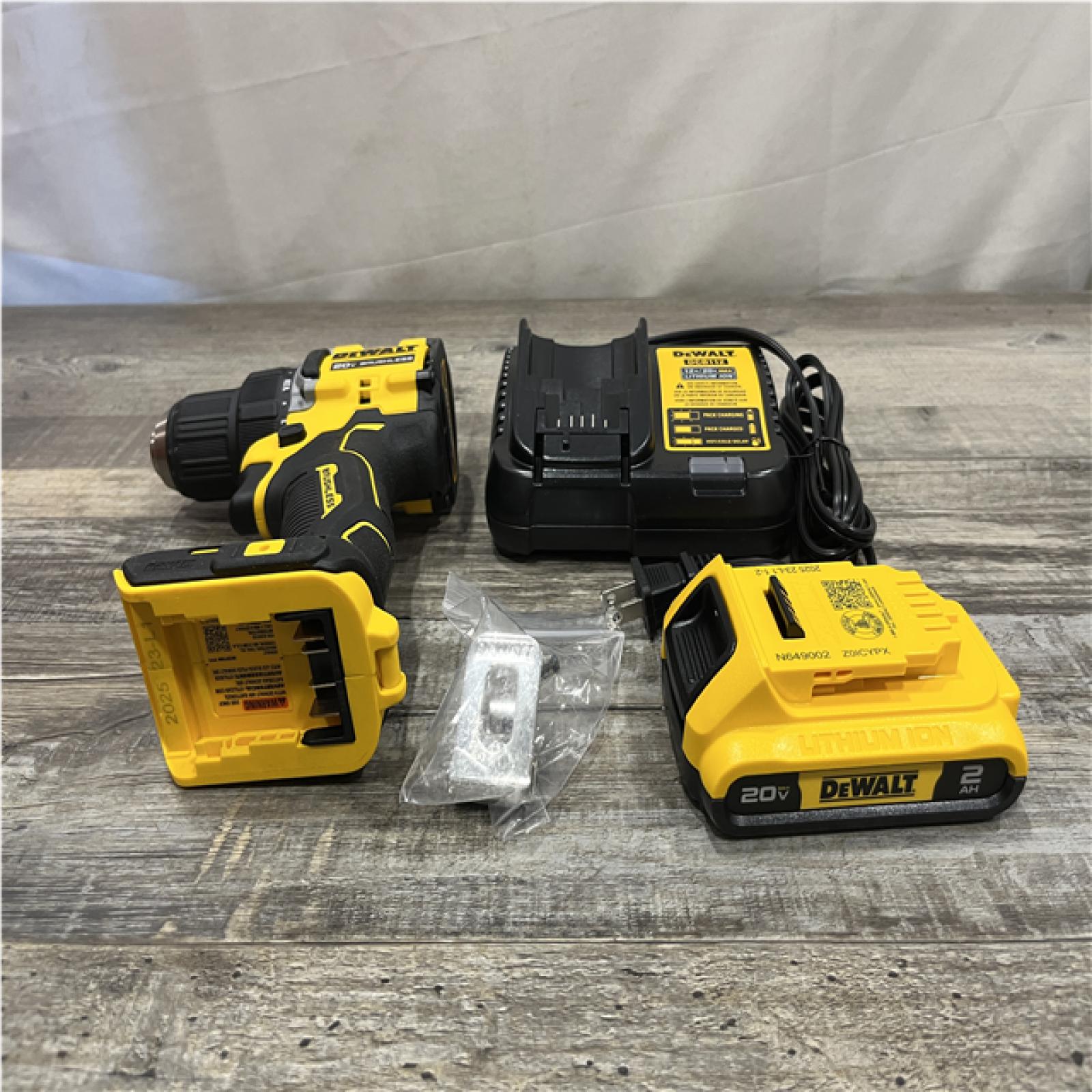 AS-IS DEWALT Atomic 20V Lithium-Ion Cordless Compact 1/2 in. Drill/Driver Kit