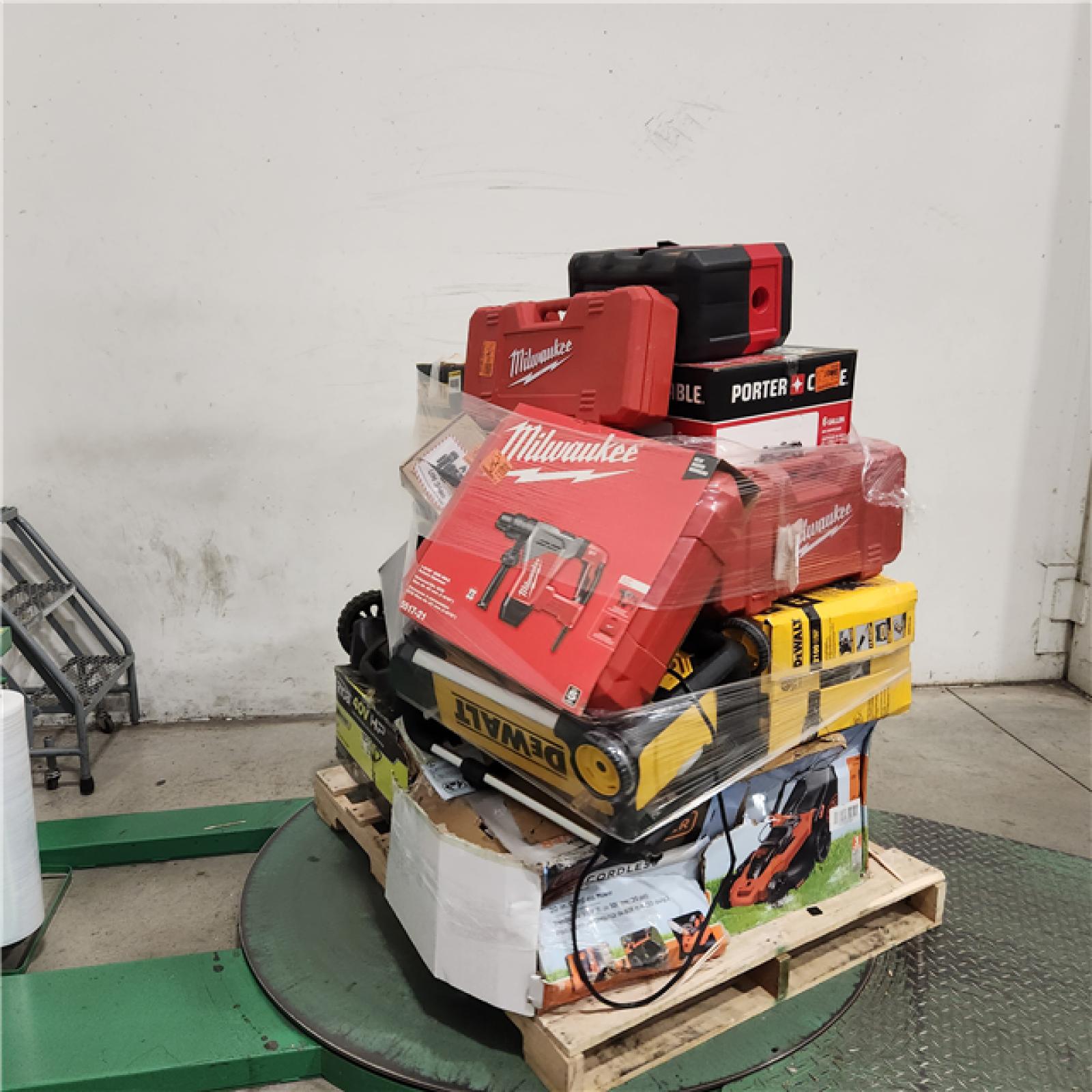 Dallas Location - As-Is Tool Pallet