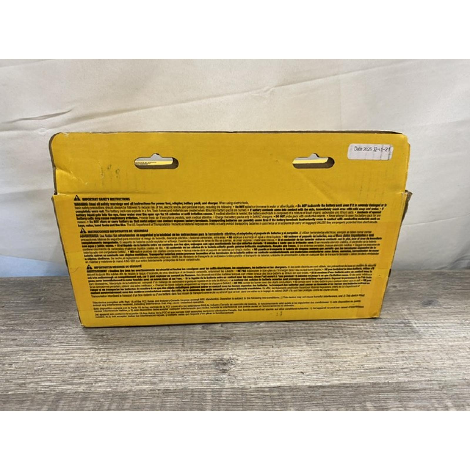 NEW - DEWALT 20V MAX Lithium-Ion Battery Kit with 5.0Ah and 2.0Ah Battery and Charger