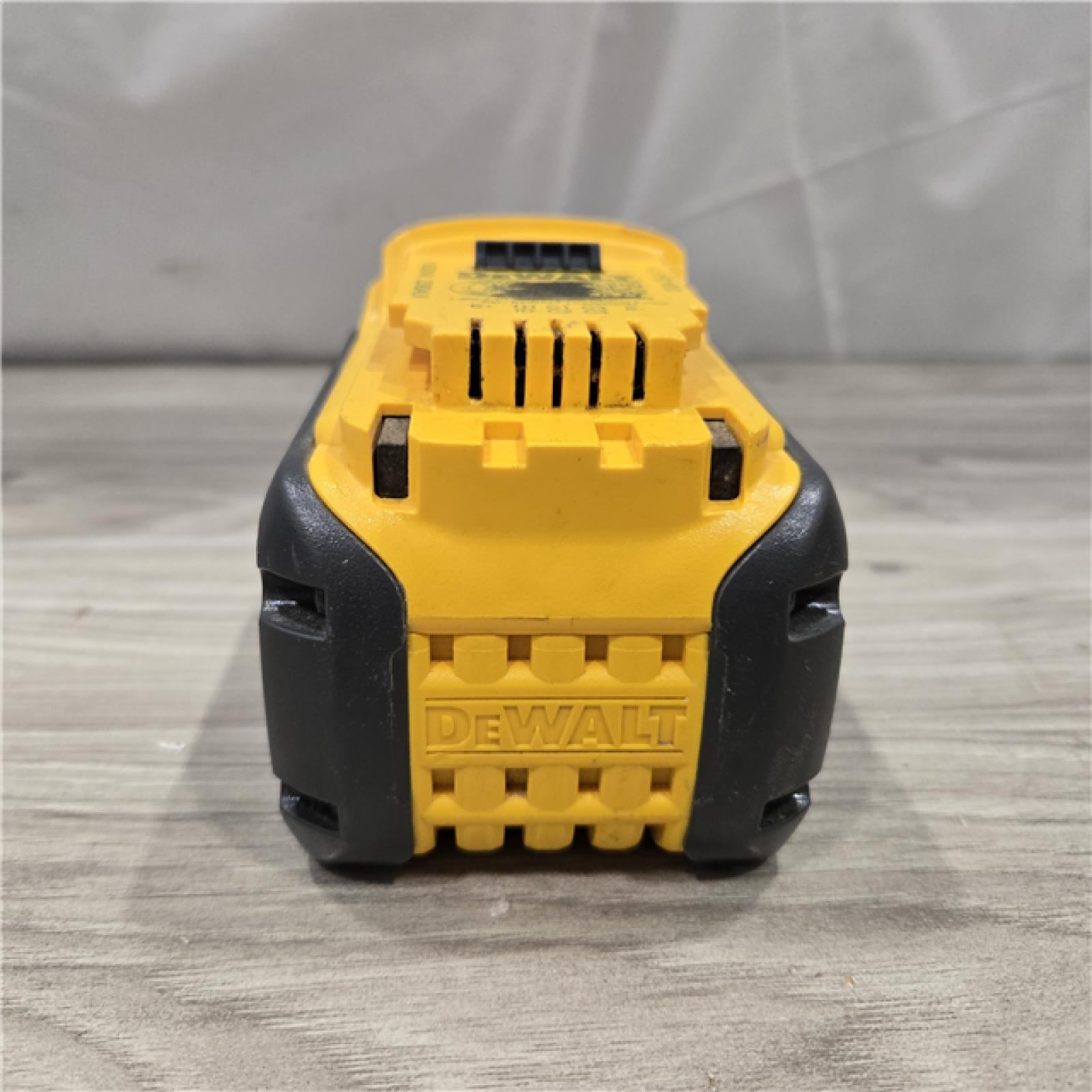 AS-IS DEWALT FLEXVOLT 20V/60V MAX 6.0Ah Battery Pack with 6 Amp Output Charger Kit
