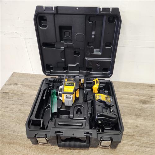 Phoenix Location NEW DEWALT 12V MAX Lithium-Ion 100 ft. Green Self-Leveling 3-Beam 360 Degree Laser Level with 2.0Ah Battery, Charger and Case