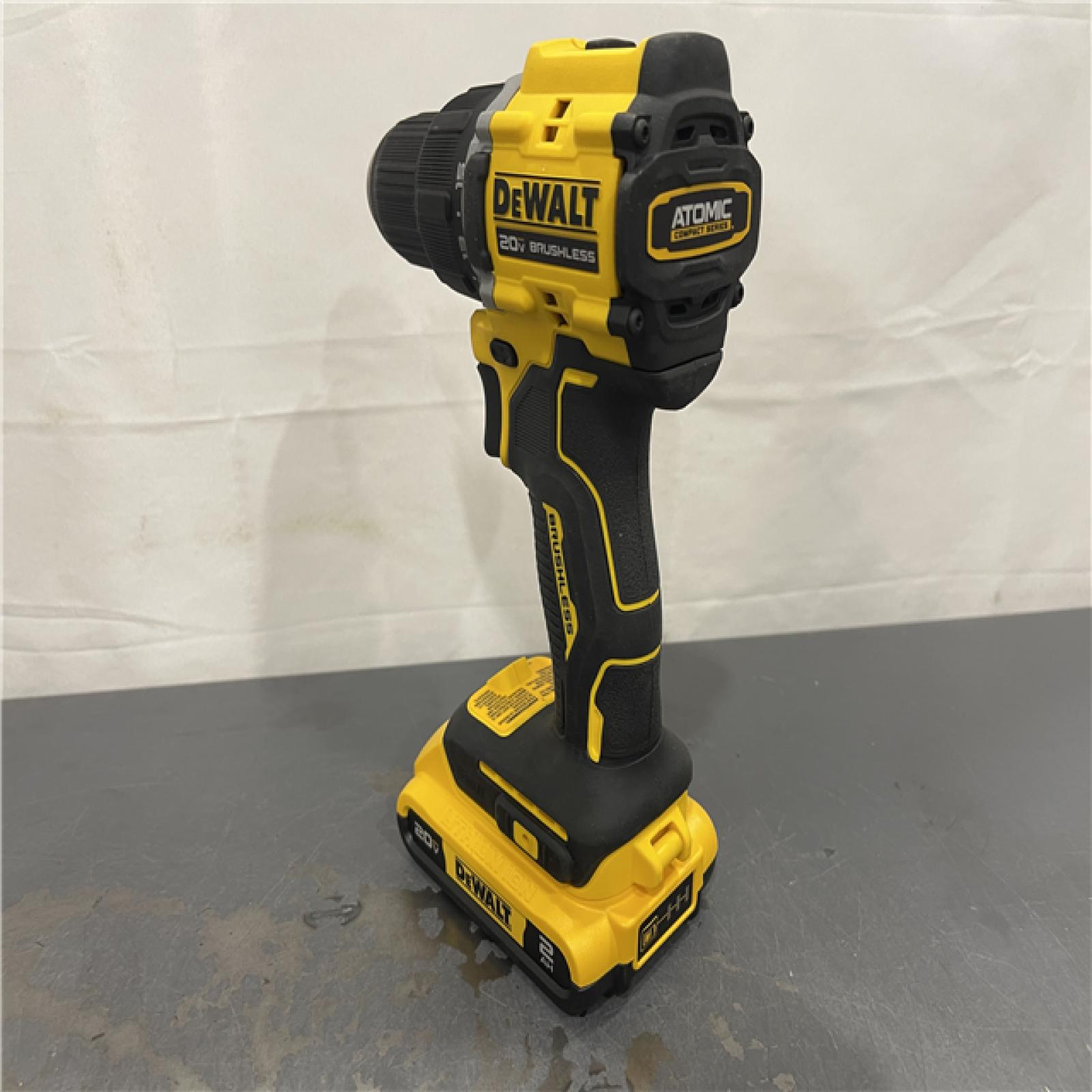 AS-IS - DEWALT ATOMIC COMPACT SERIES 20V MAX* Brushless Cordless 1/2 Drill/Driver Kit