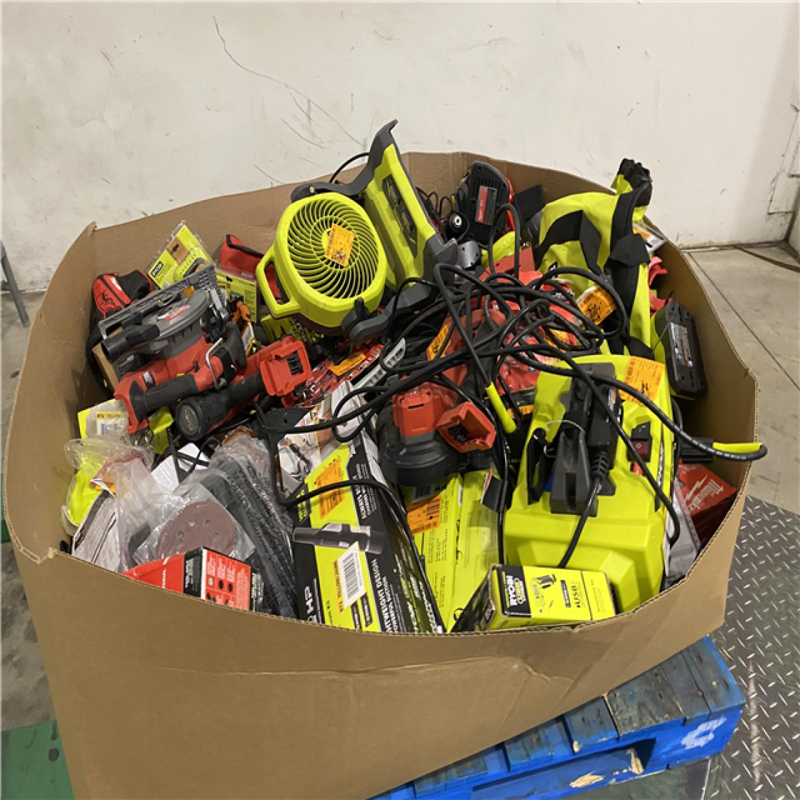 Dallas Location - As-Is Tool Pallet