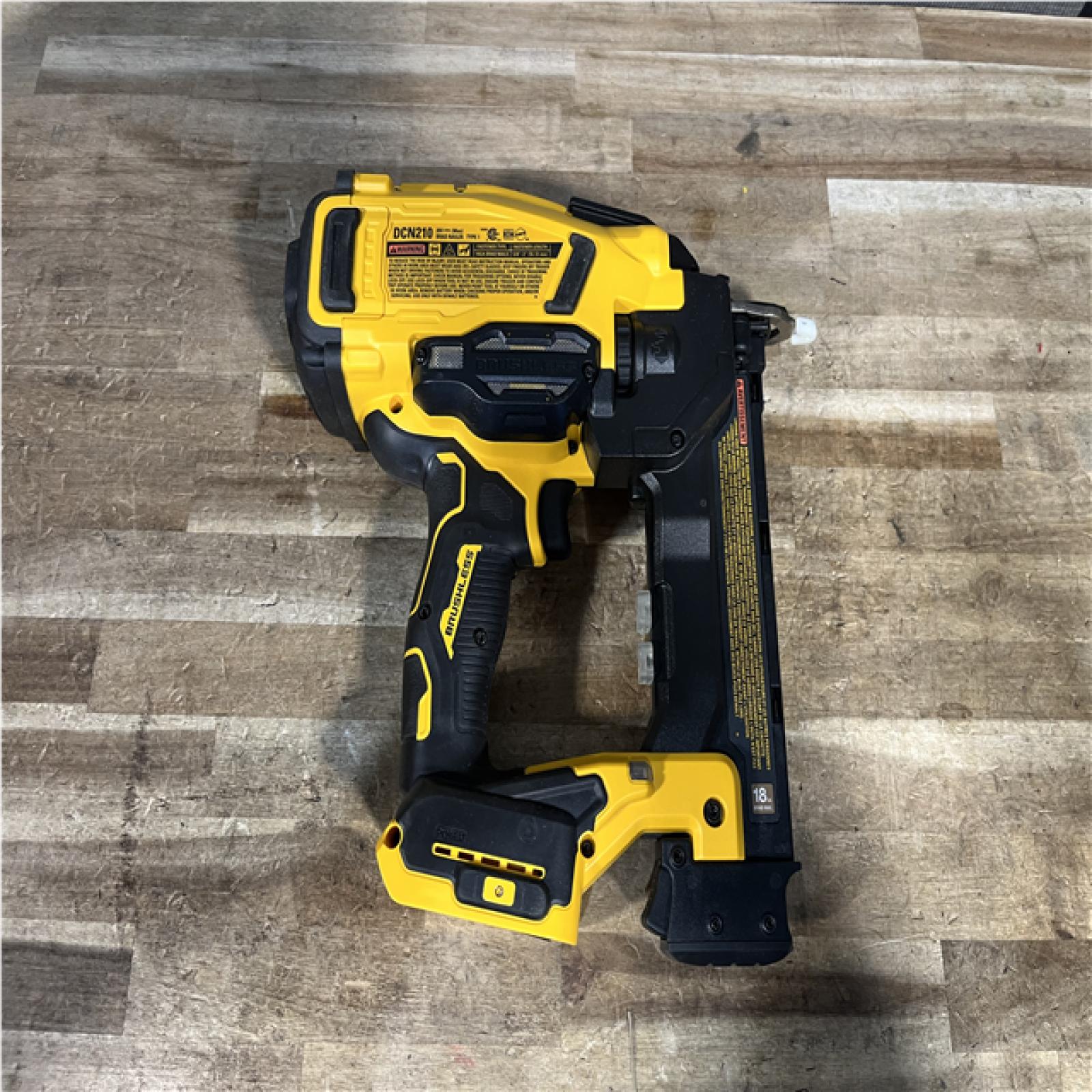 Houston Location AS-IS  DEWALT 20V MAX XR 18 Gauge Cordless Brad Nailer (Tool Only)