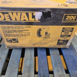 NEW DEWALT  20V MAX Cordless 7-1/4 in. Sliding Miter Saw with (1) 20V Battery 4.0Ah